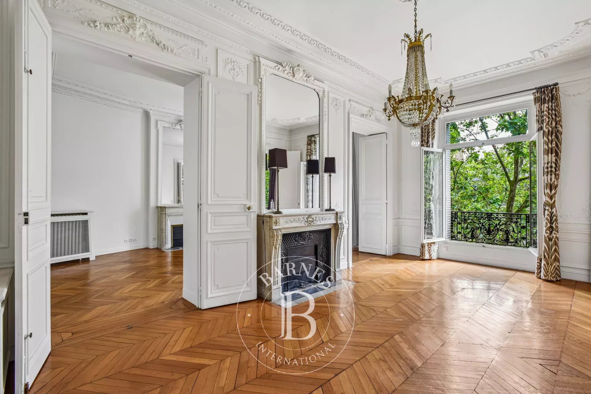 Appartement Paris 75007  -  ref 87108484 (picture 1)