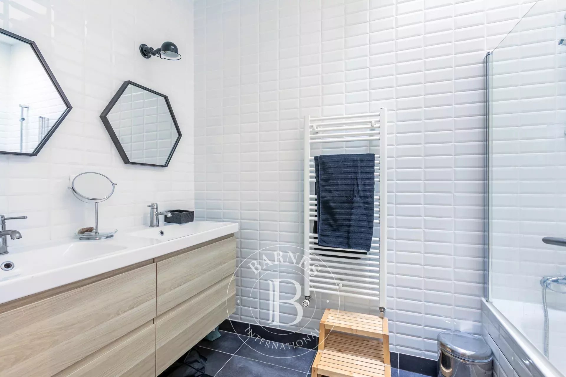 Daire Paris 10ème - picture 14