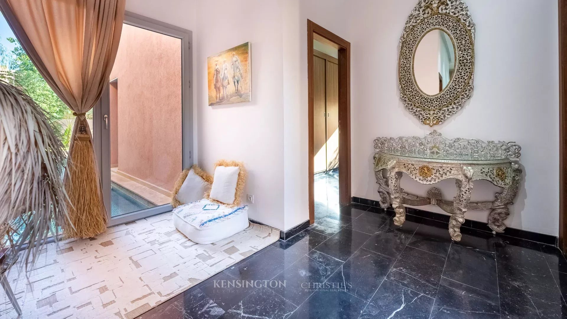 4 Bedroom Villa/Townhouse's Image 7