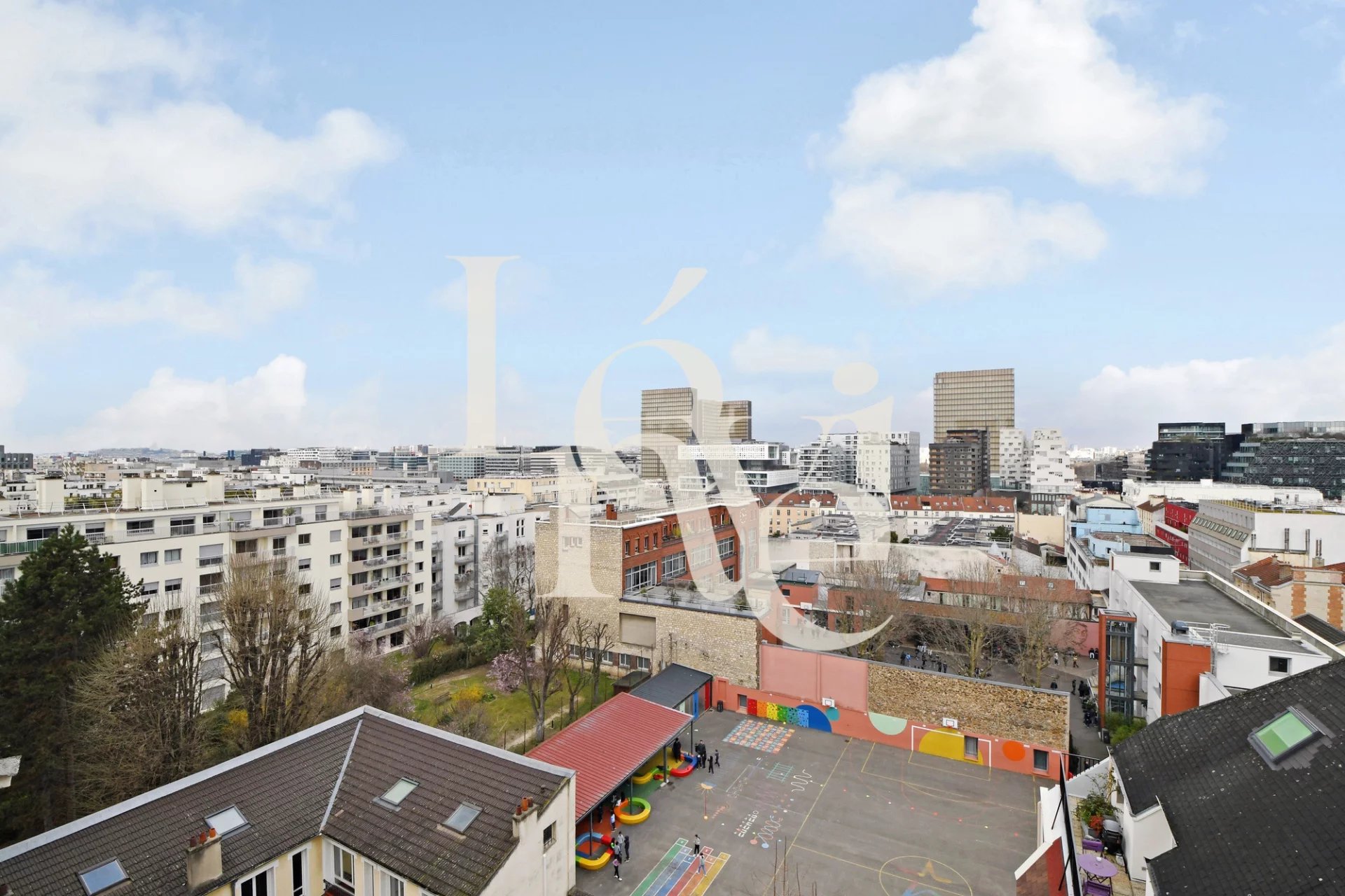 Studio dernier étage avec vue dégagée  - 21m2 - 75013 Paris