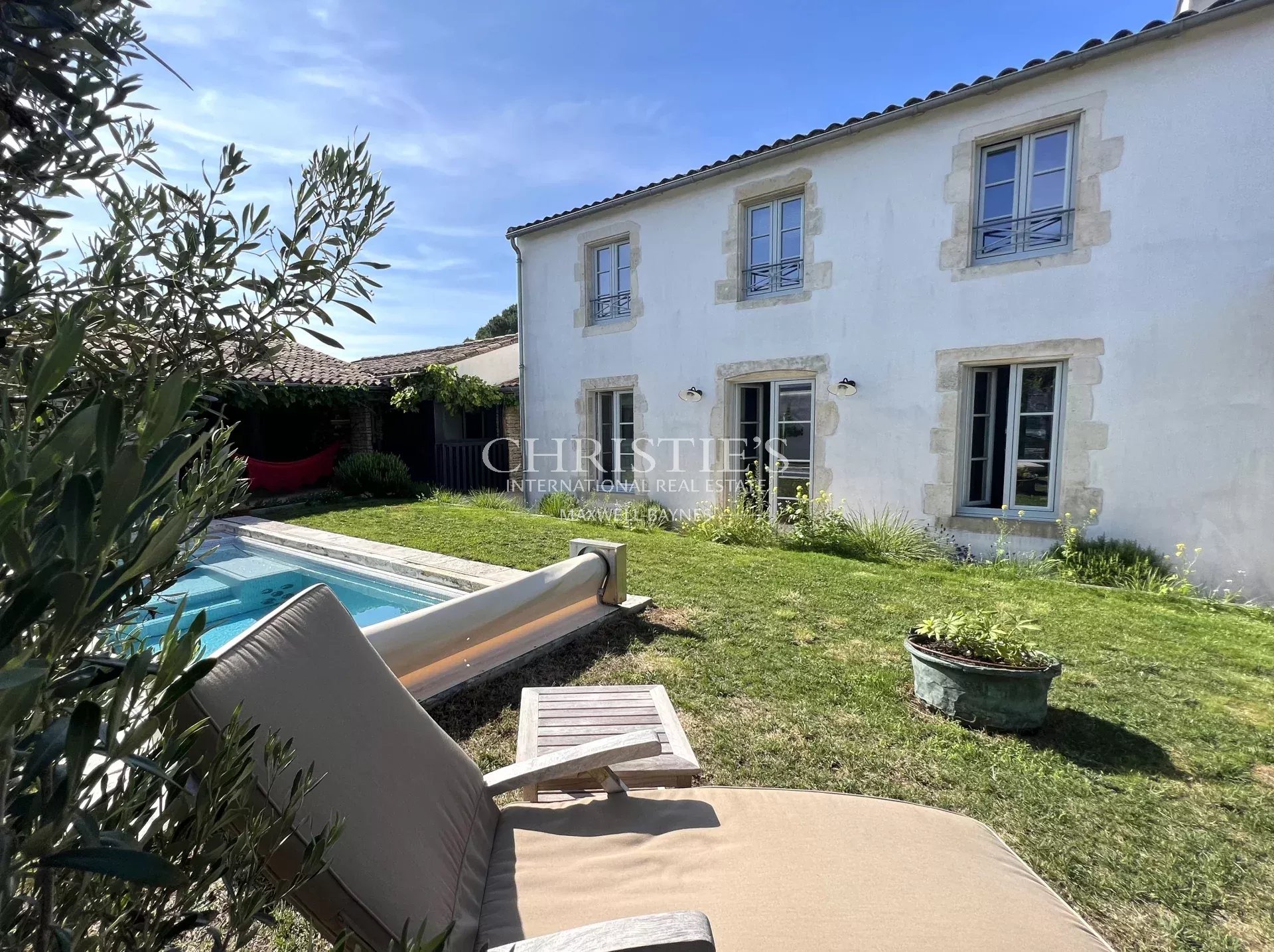4 Bedroom Villa/Townhouse's Image 25
