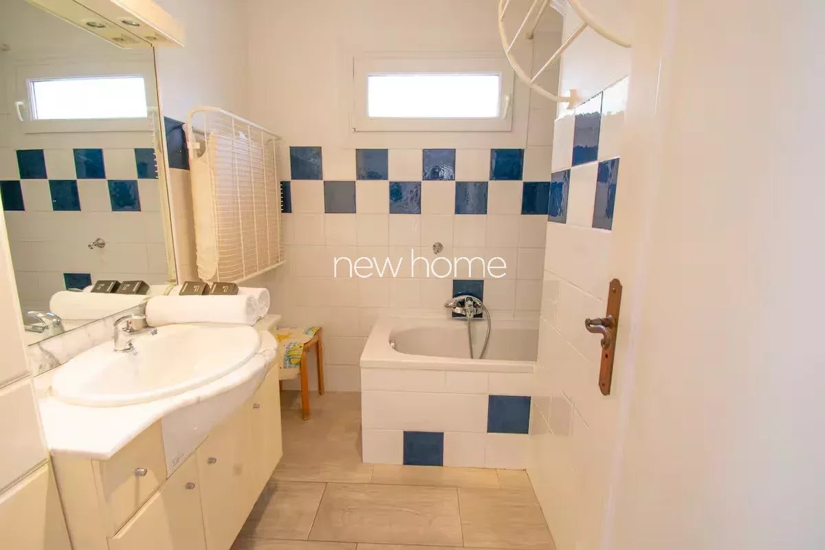 Maison avec piscine à Fayence