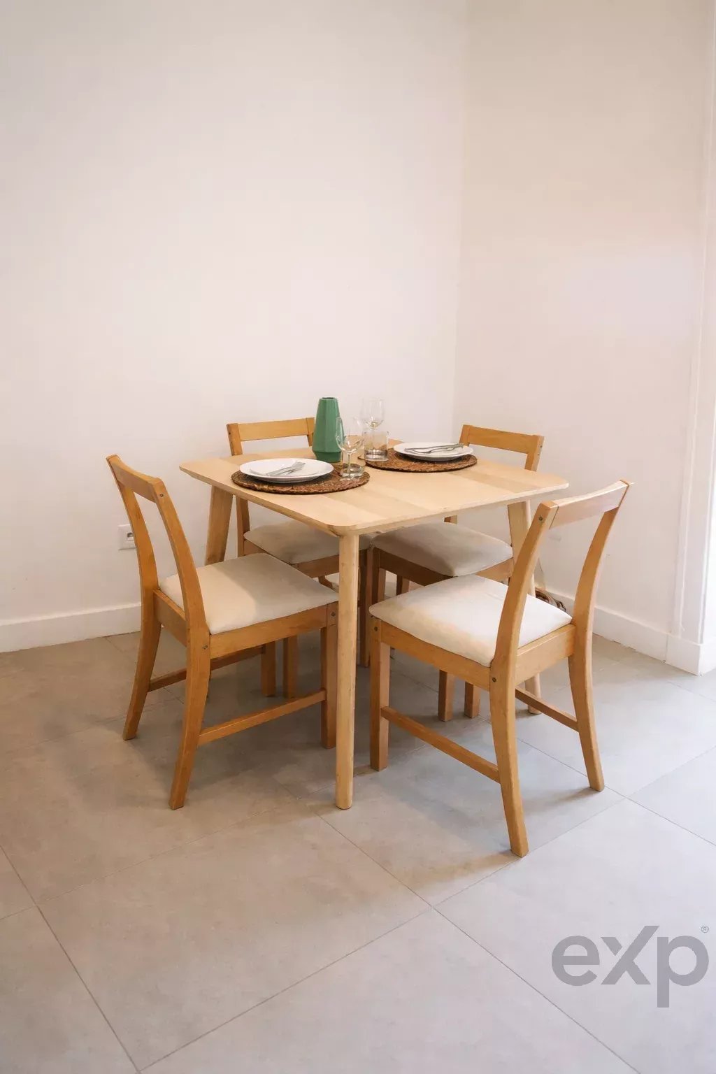 One-bedroom plus one apartment for sale in Campo de Ourique. 86691452 image 3