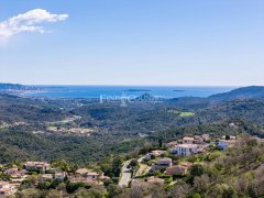 Les Adrets-de-l’Estérel elegant Provençal-style villa — photo 5 of 7