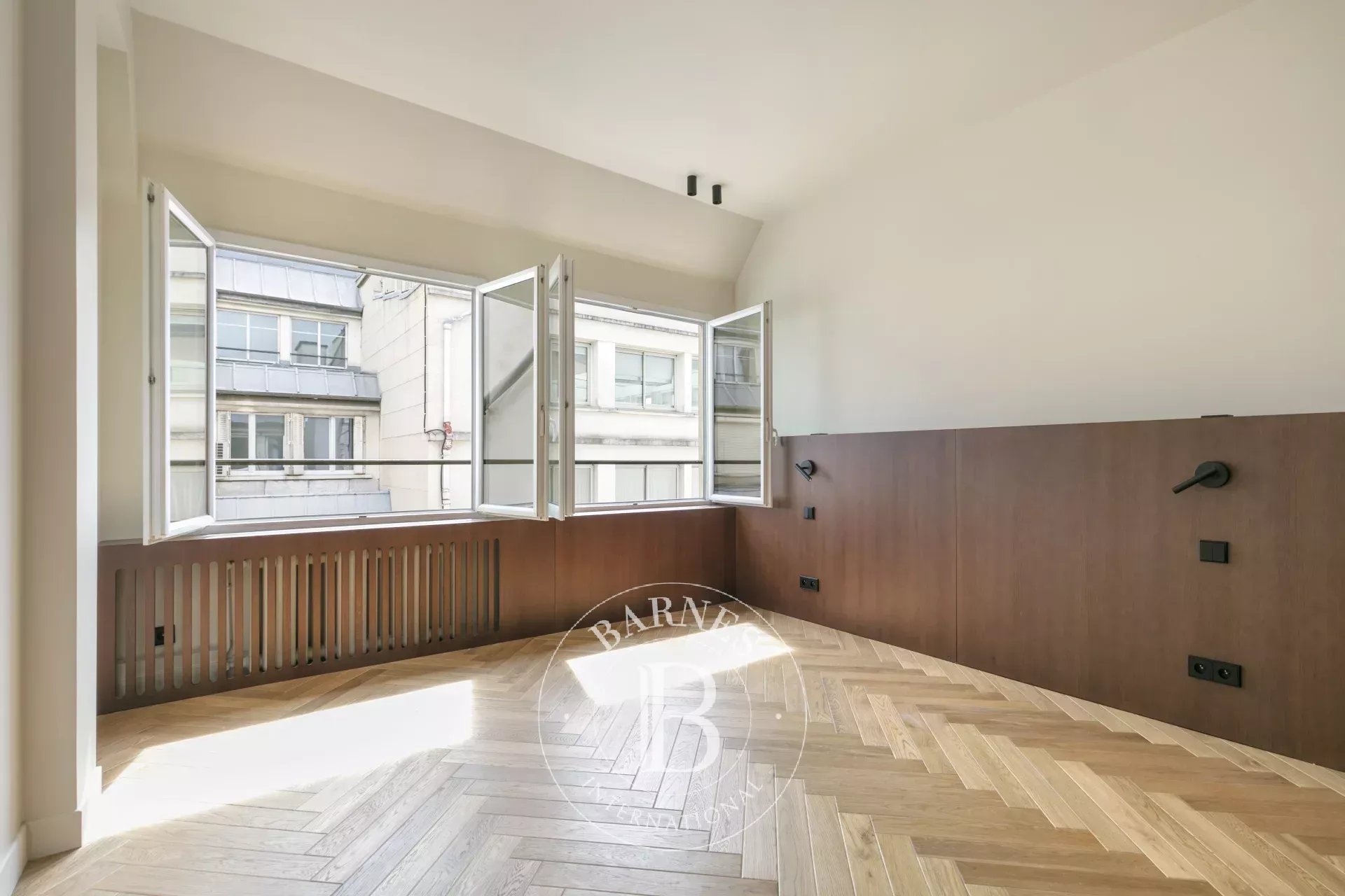 Paris  - Apartment 4 Bedrooms - picture 12