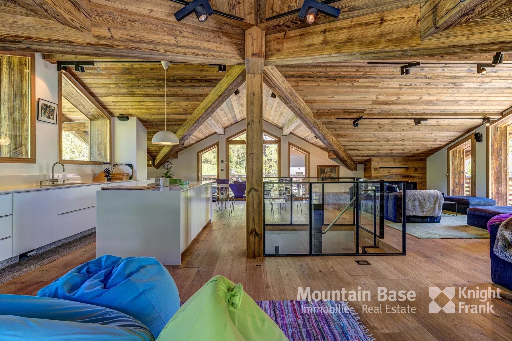 Photo of A newly built 4-bedroom chalet at the foot of Les Planards ski area.