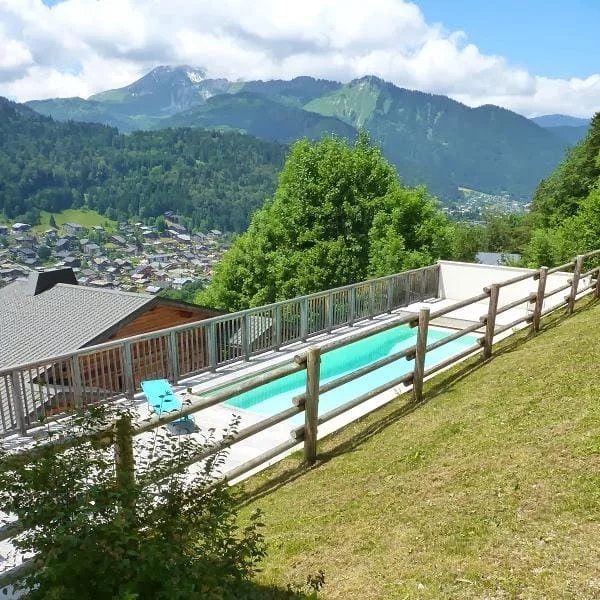 Photo of MORZINE - 4 bedroom chalet  in Morzine