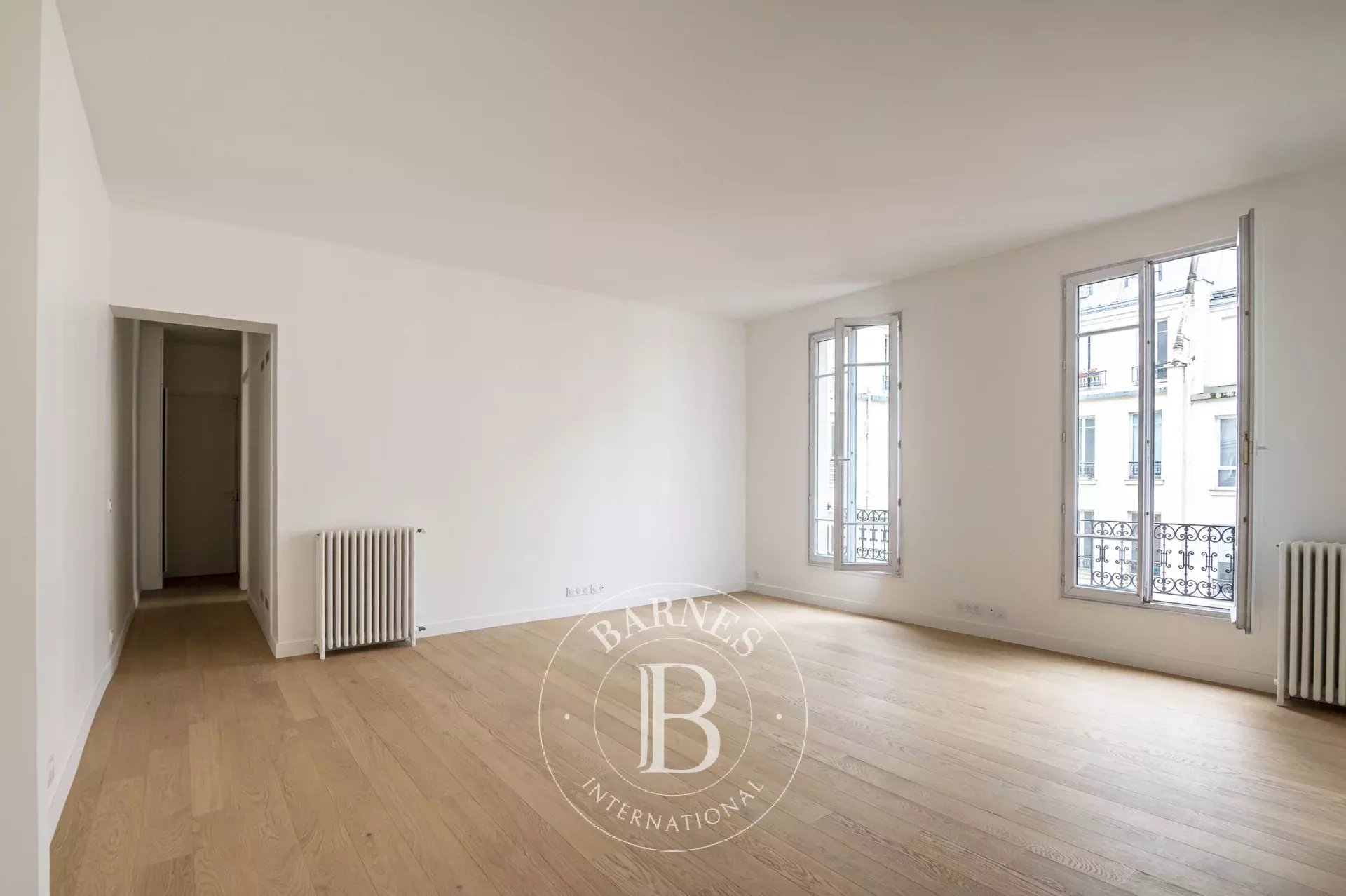 Exclusivity - Paris 8 - Monceau -  2 bedrooms / 2 shower rooms - Fully renovated