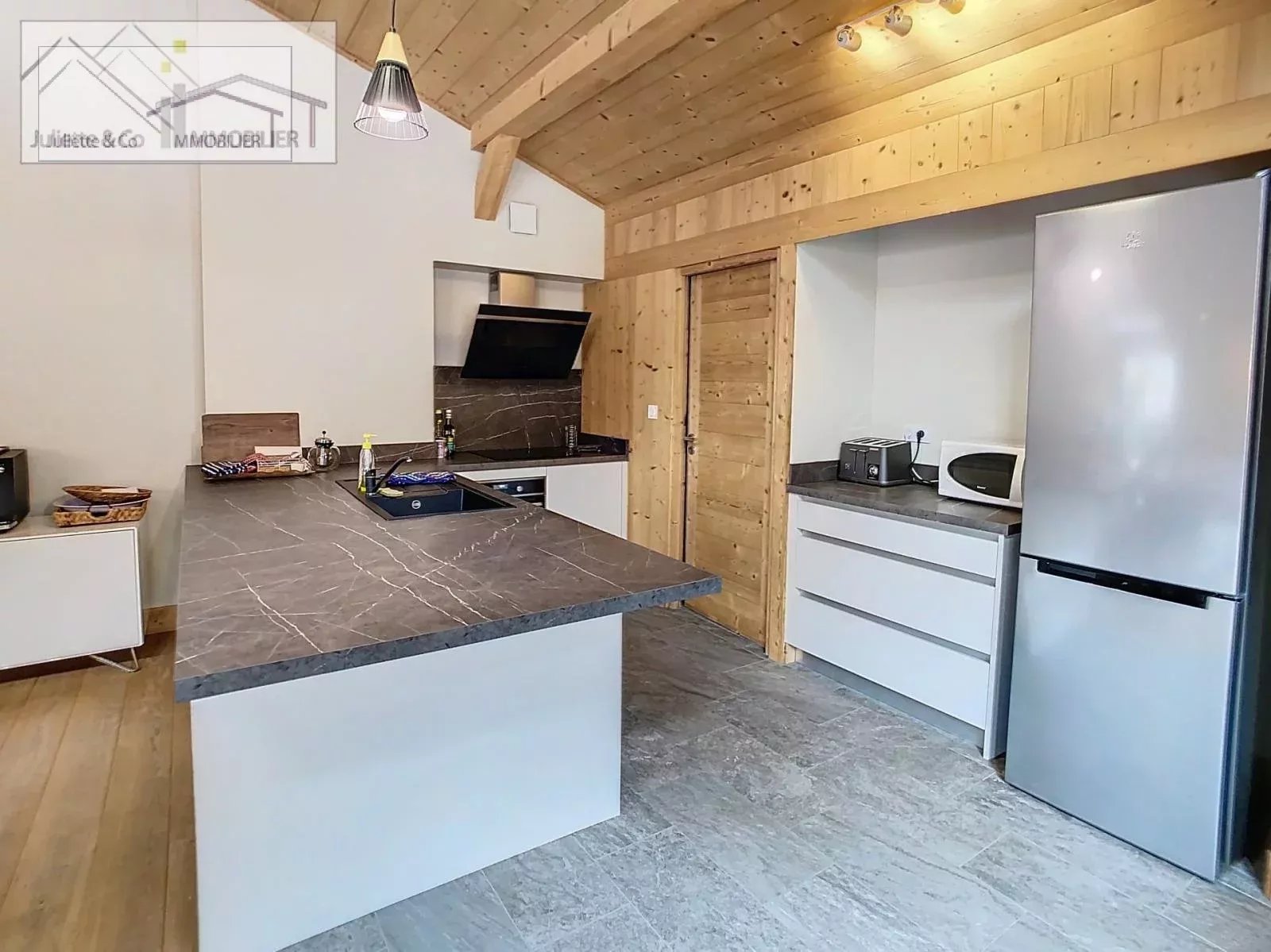 Photo of Chamonix F5 a stone's throw from the city center, completely renovated
