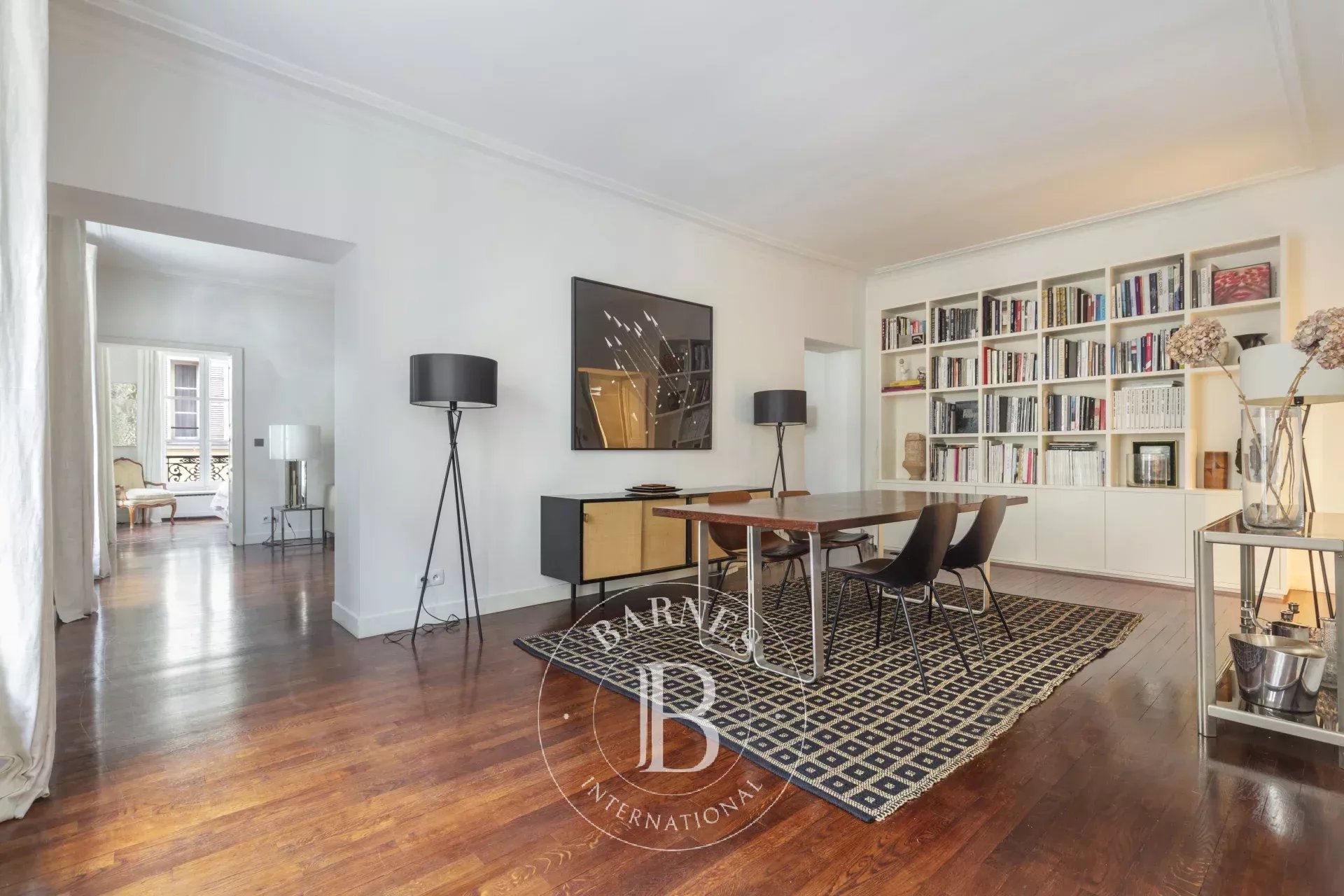 Daire Paris 8ème - picture 5