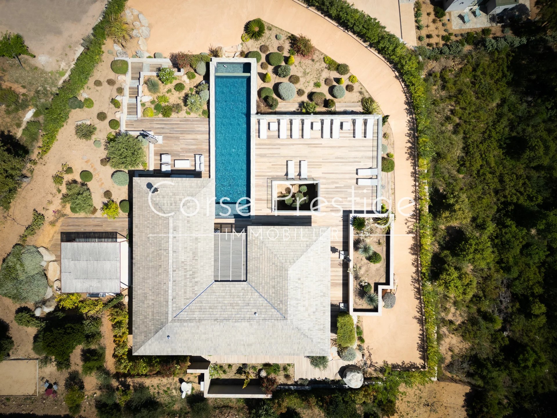villa contemporaine a vendre plage de pinarello - porto vecchio image2