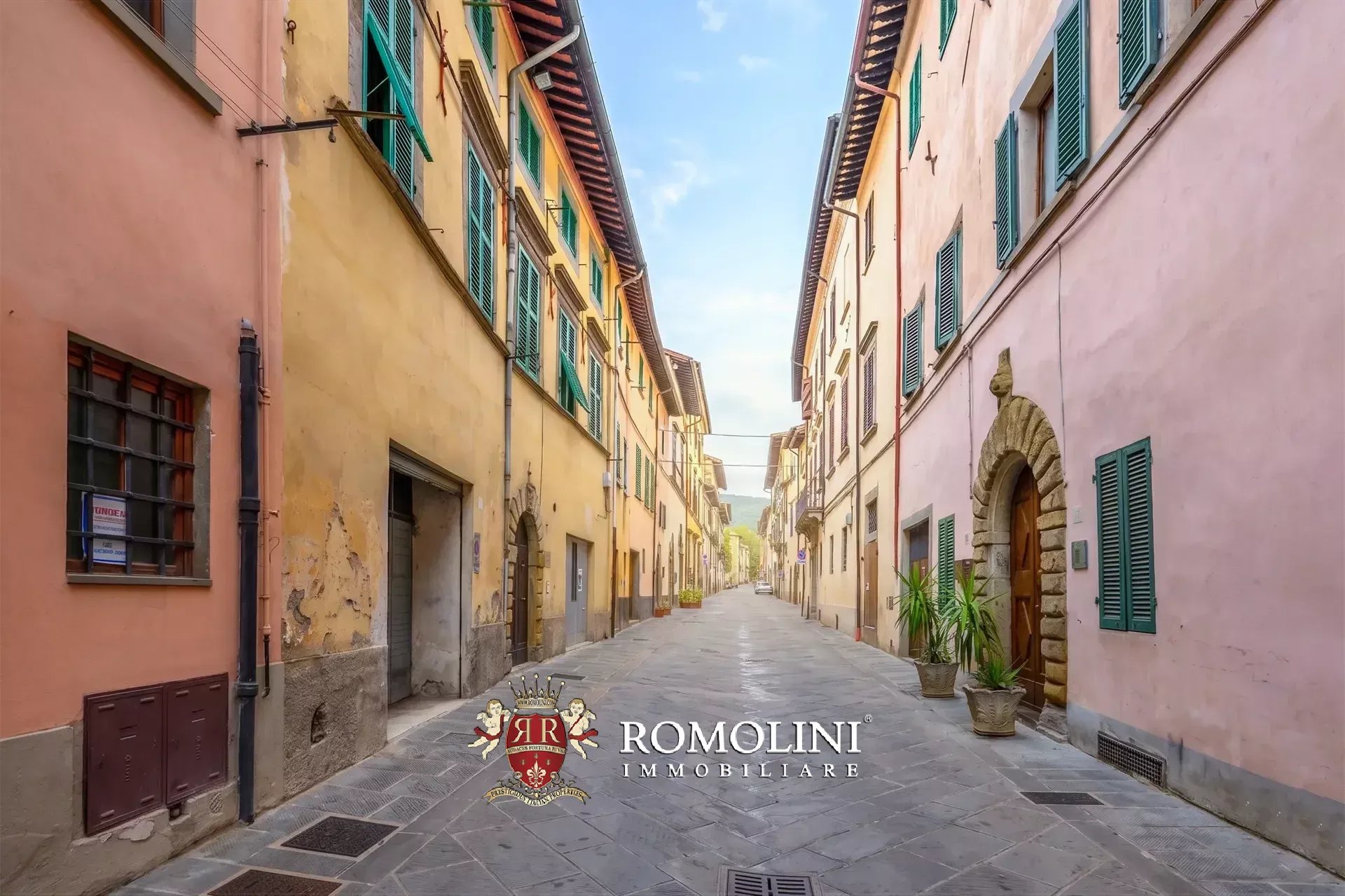CIELOTERRA RISTRUTTURATO IN VENDITA NEL CENTRO STORICO DI SANSEPOLCRO