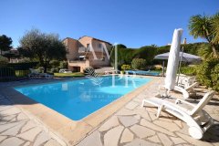 Luxury Dual-Villa Family Estate in Cannes | Sea View Legacy Property — photo 3 of 7