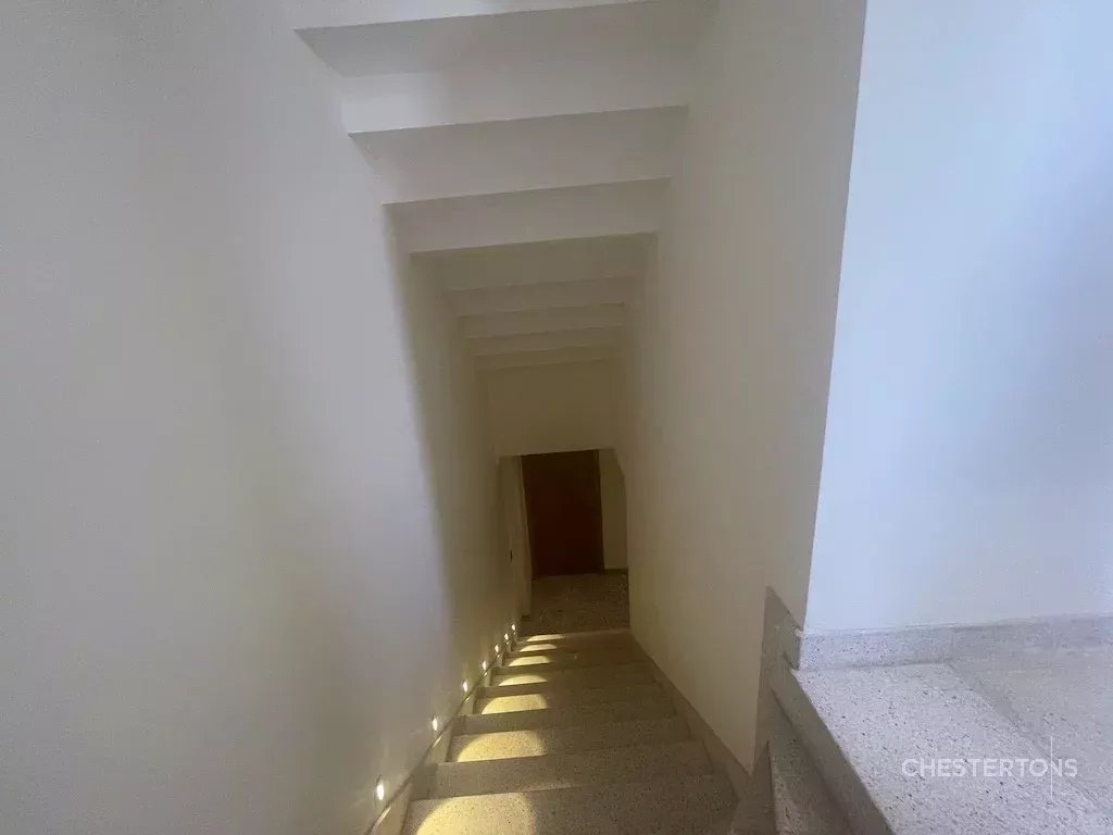  Image of Villa - 6 Bedrooms for Sale in Marrakech-Ménara-Marrakech-Morocco, Image 23