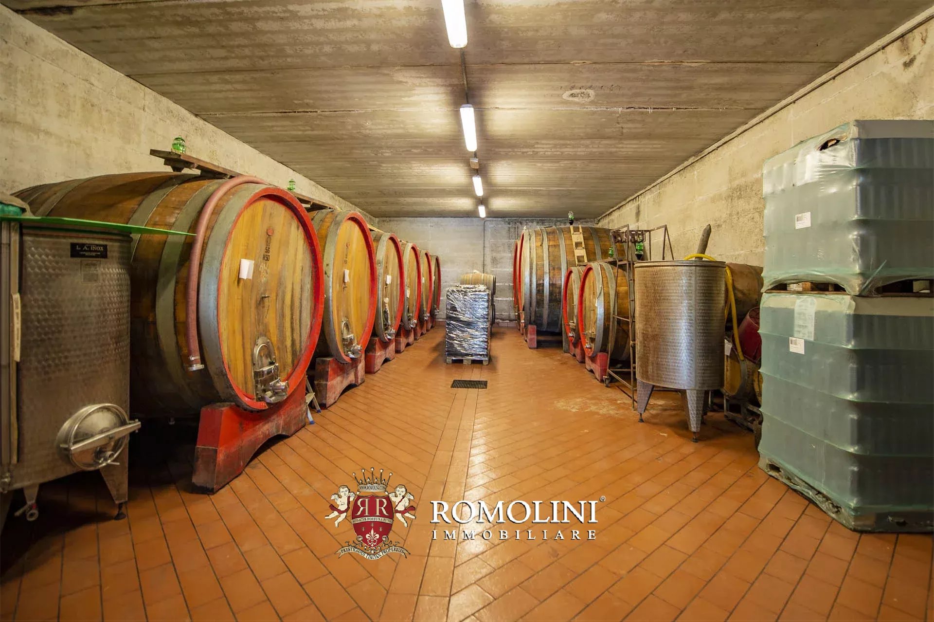 34 Bedroom Vineyard's Image 34