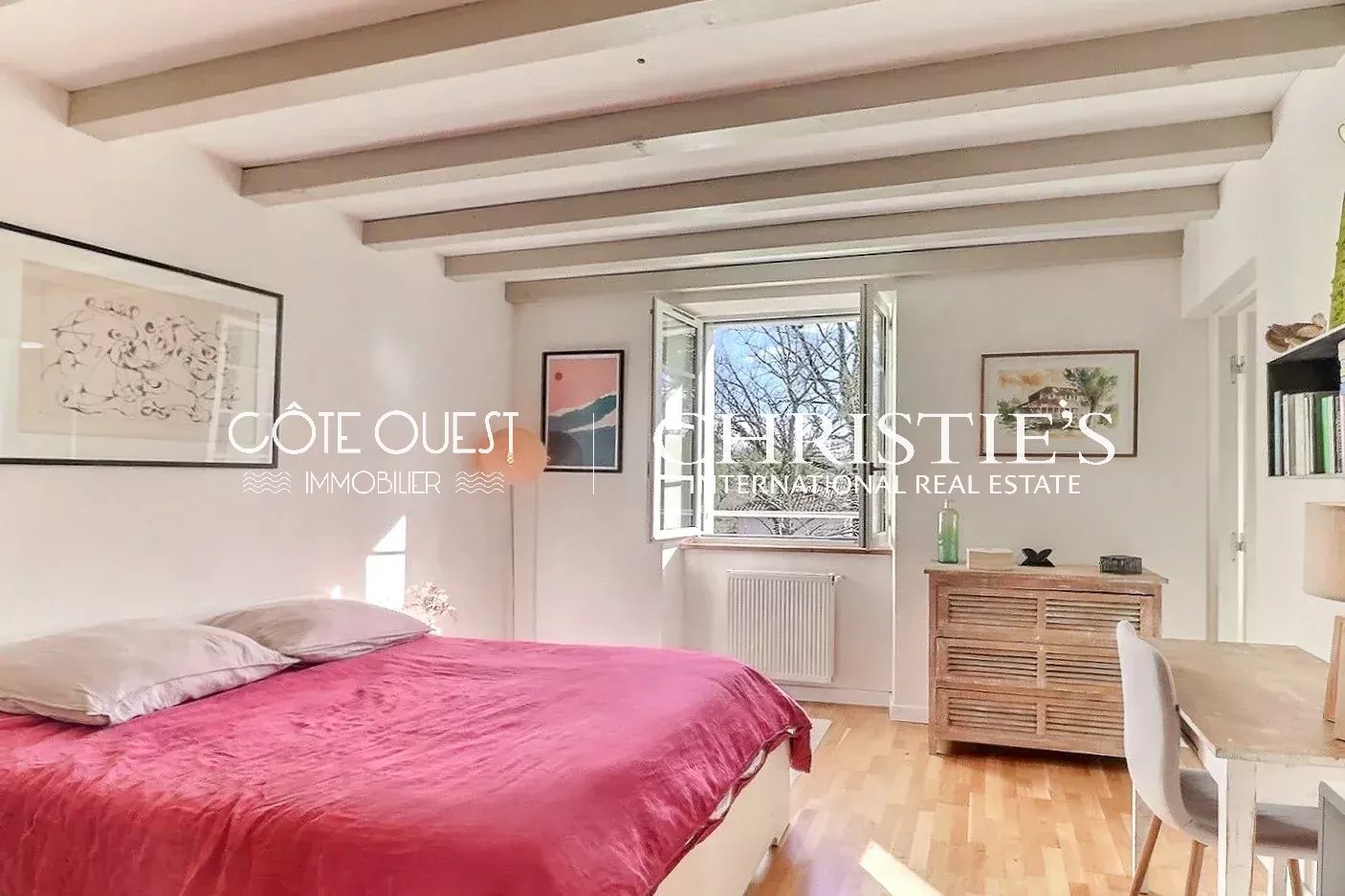 4 Bedroom Villa/Townhouse's Image 9