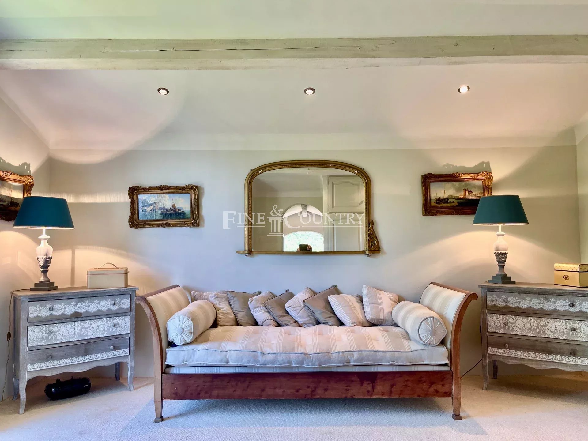 Photo of Villa For Sale in La Garde Freinet