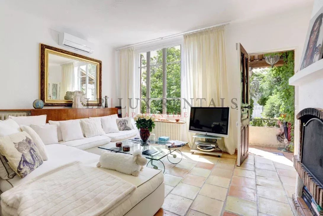 Charmante villa avec piscine proche mer