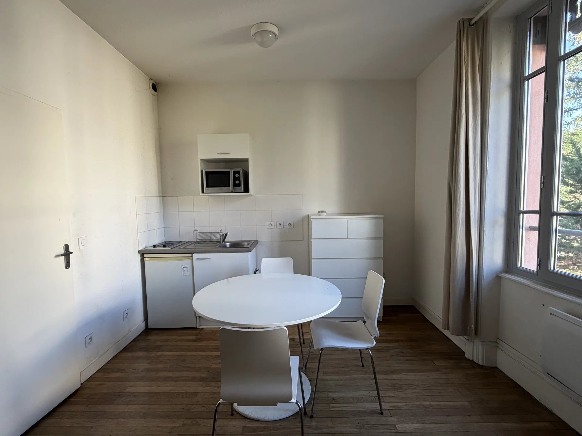 4195859 Location Villeurbanne