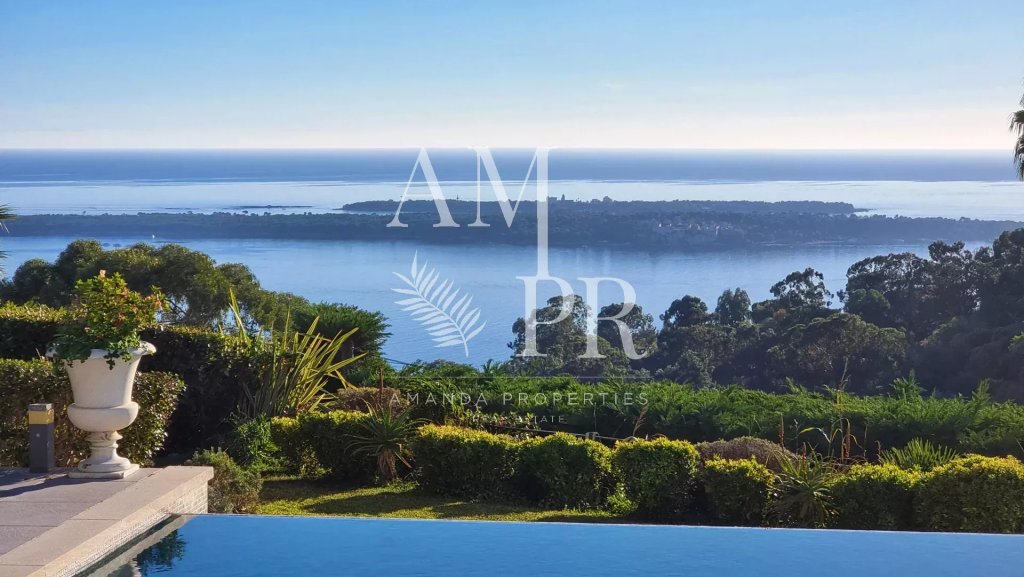 Villa for sale in Vallauris — Luxury Villa for Sale in Super Cannes | Panoramic Sea View Estate