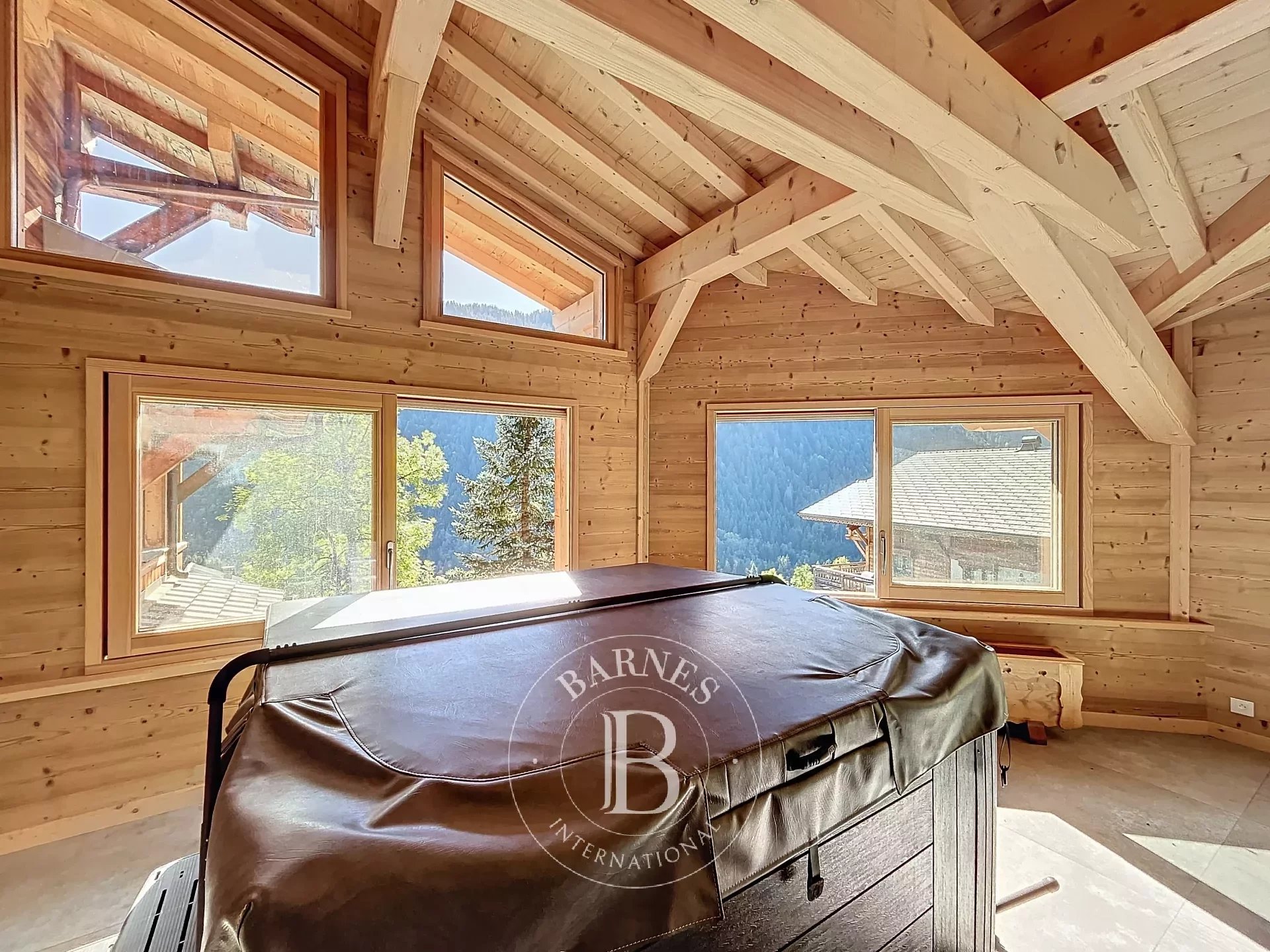 Photo of Châtel - Chalet of 260 sq m (220 sq m living space) - 4234 sq m of land - Near village center in a sought-after area with magnificent South-West exposure