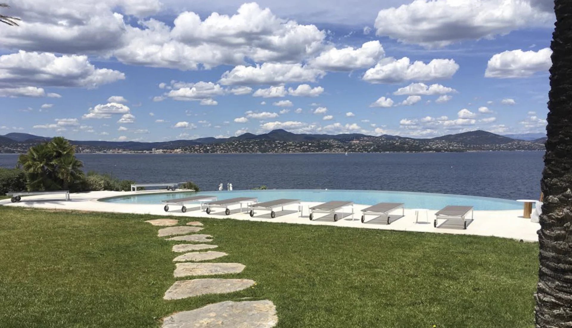 Exclusive seaside retreat in Parcs de Saint-Tropez