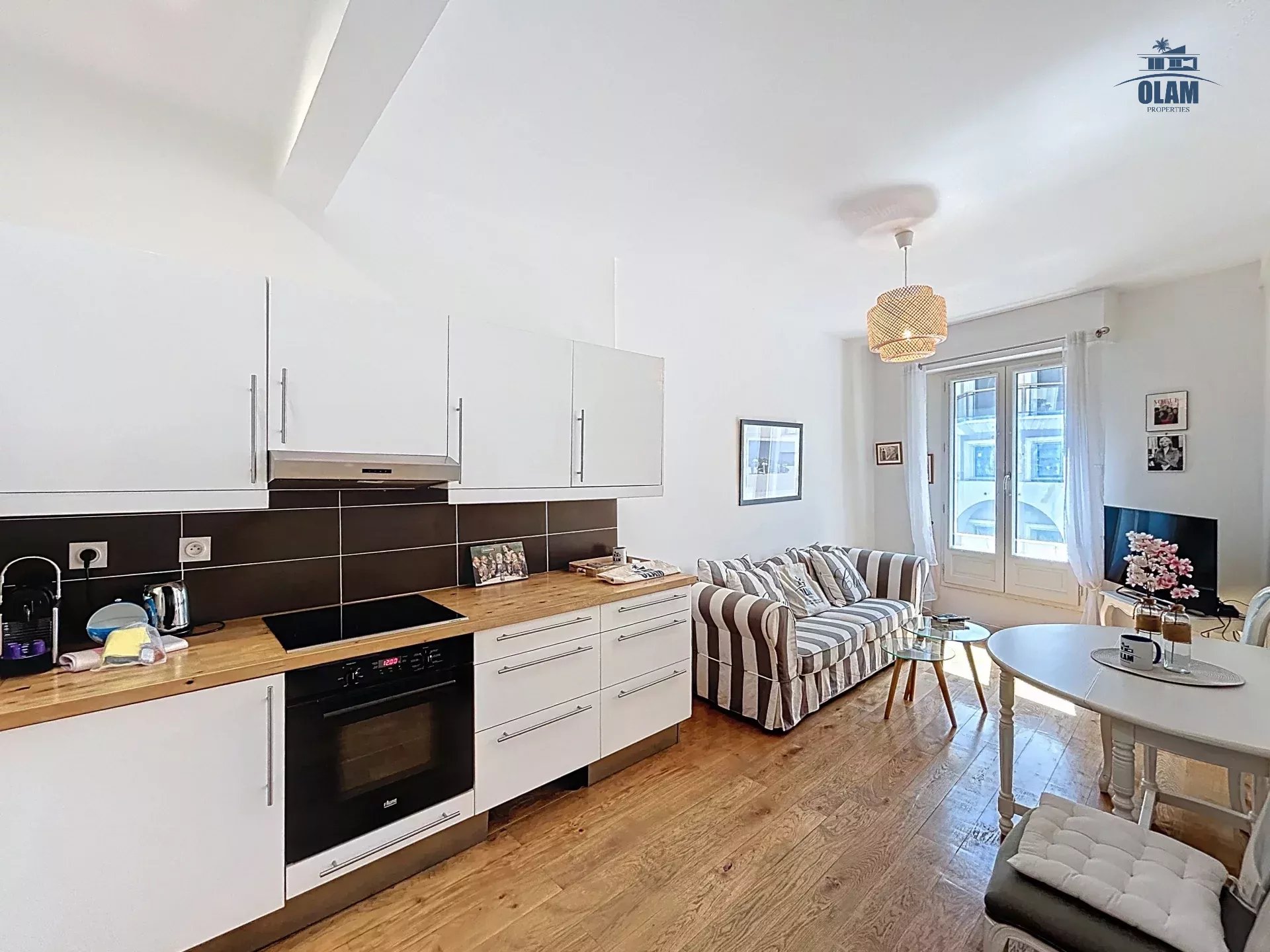 Agence immobilière de 