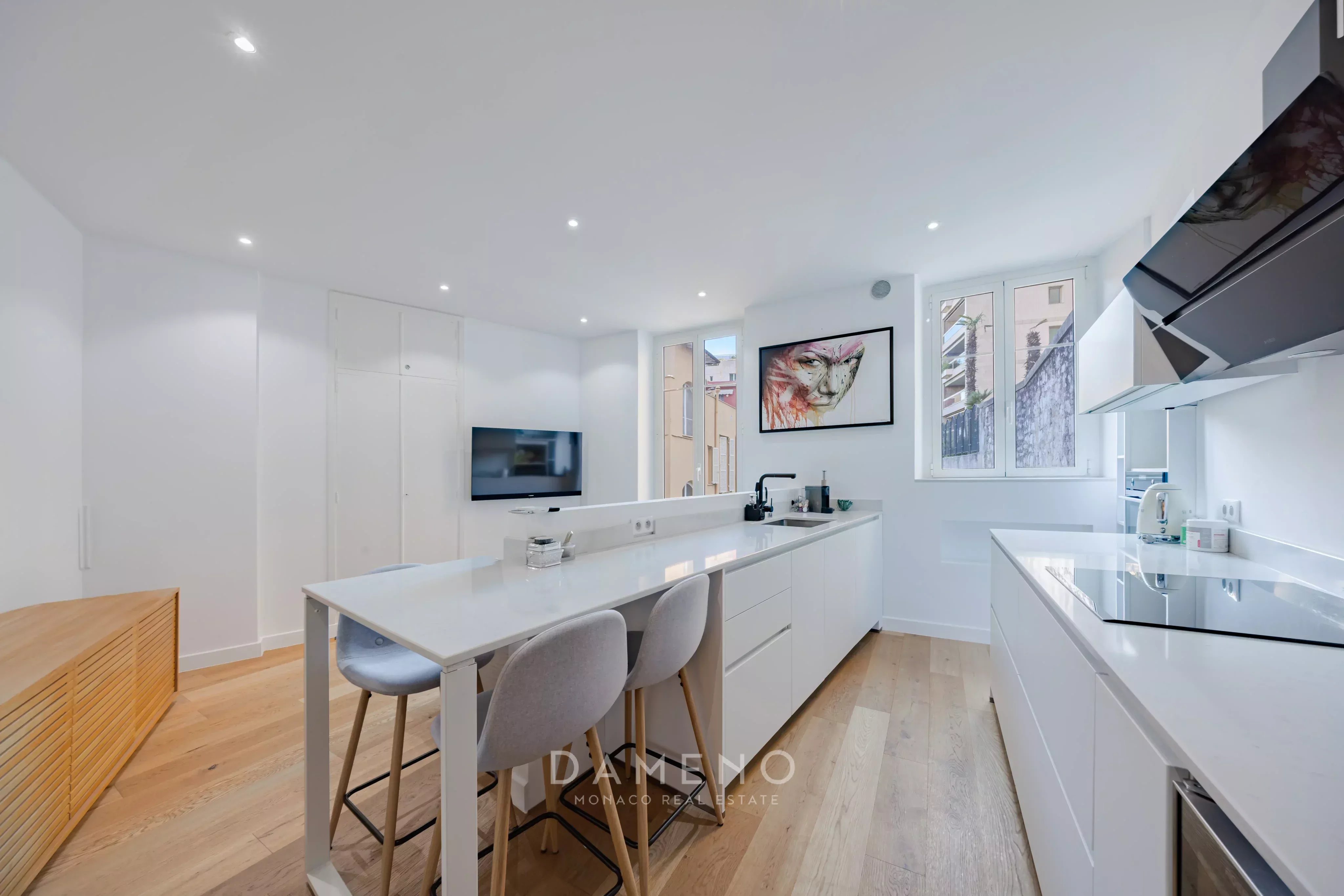 2 pièces Central Calme et Lumineux