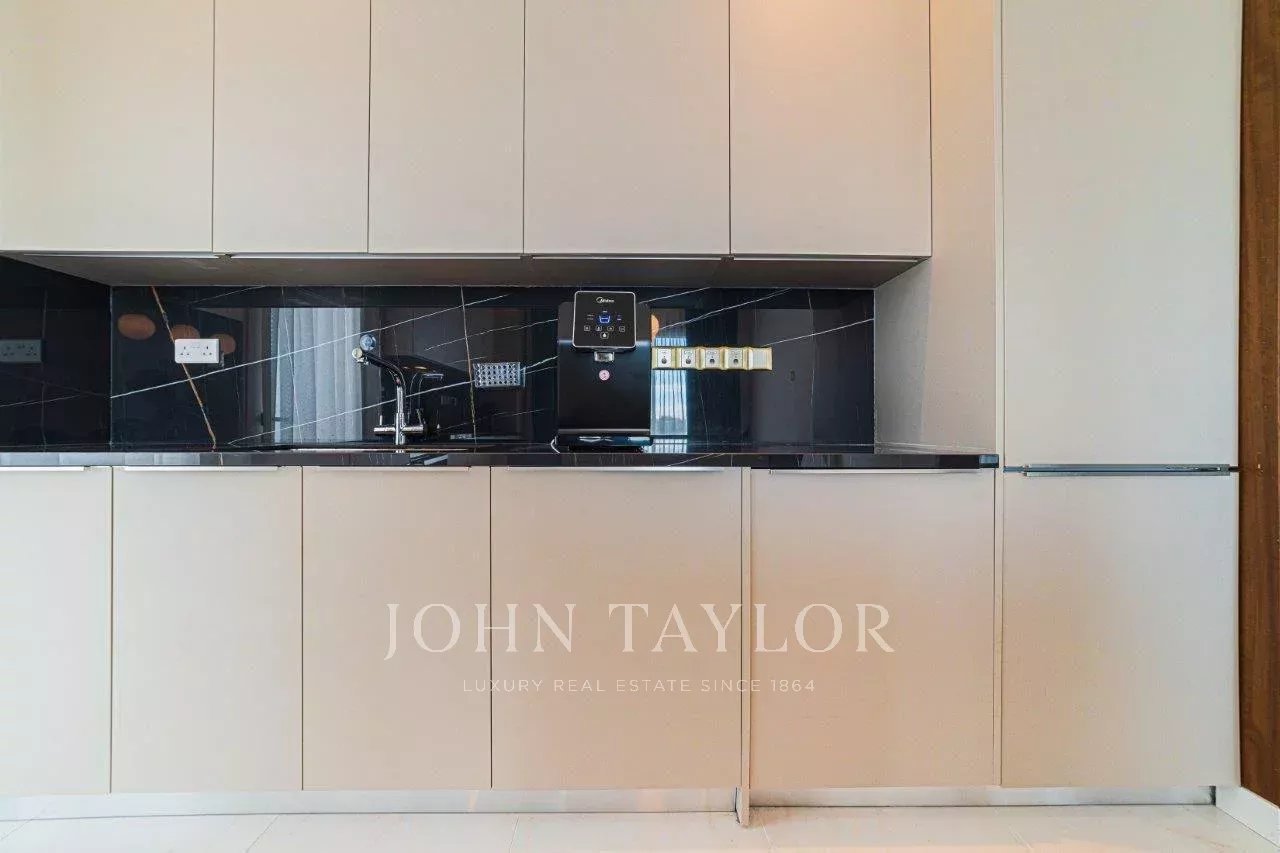 Mieszkanie 3 pokoi 124 m² Jermasoja, Cypr