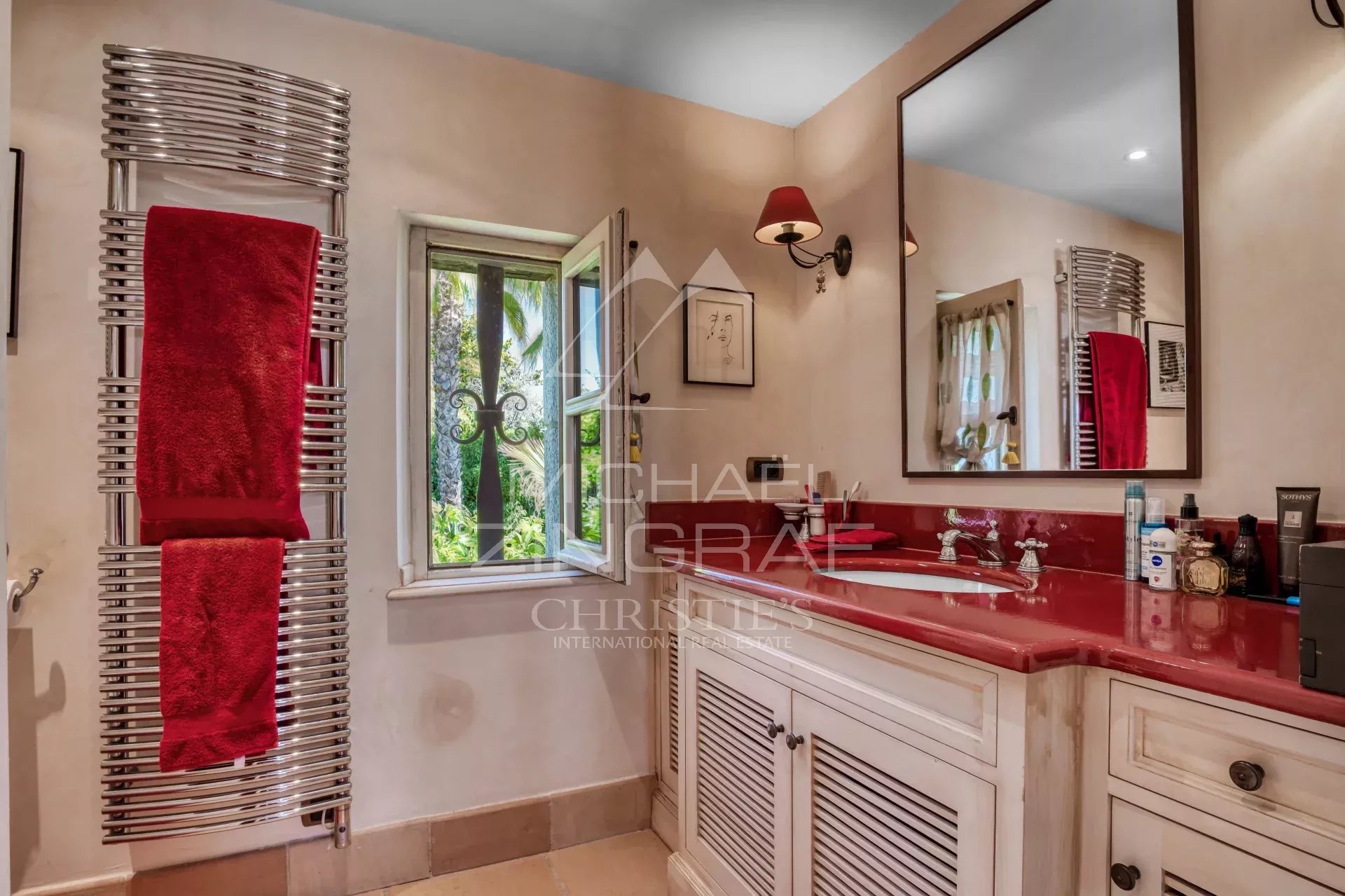 5 Bedroom Villa/Townhouse's Image 7