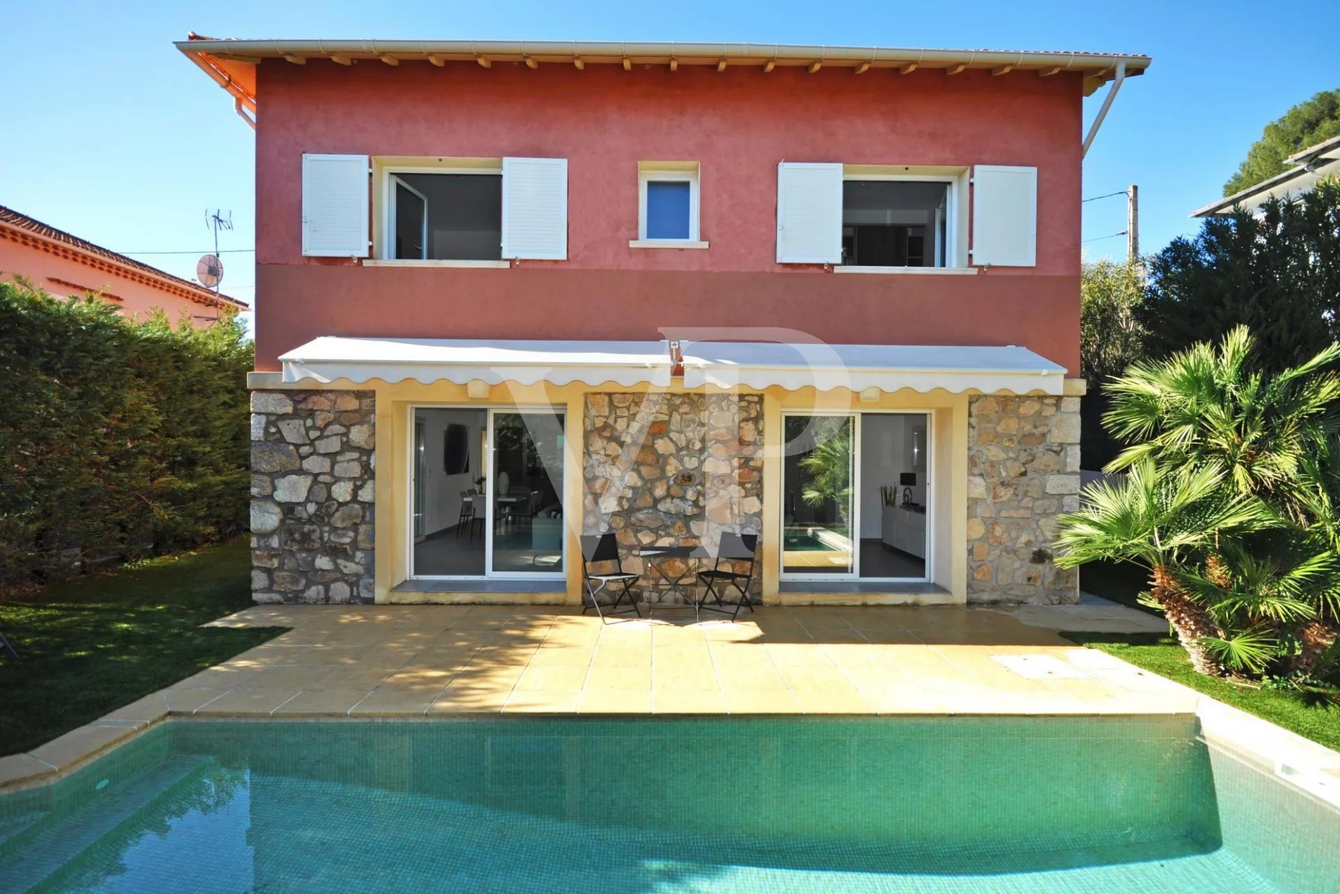 Charmantes Haus zwischen Cap d'Antibes und Stadtzentrum