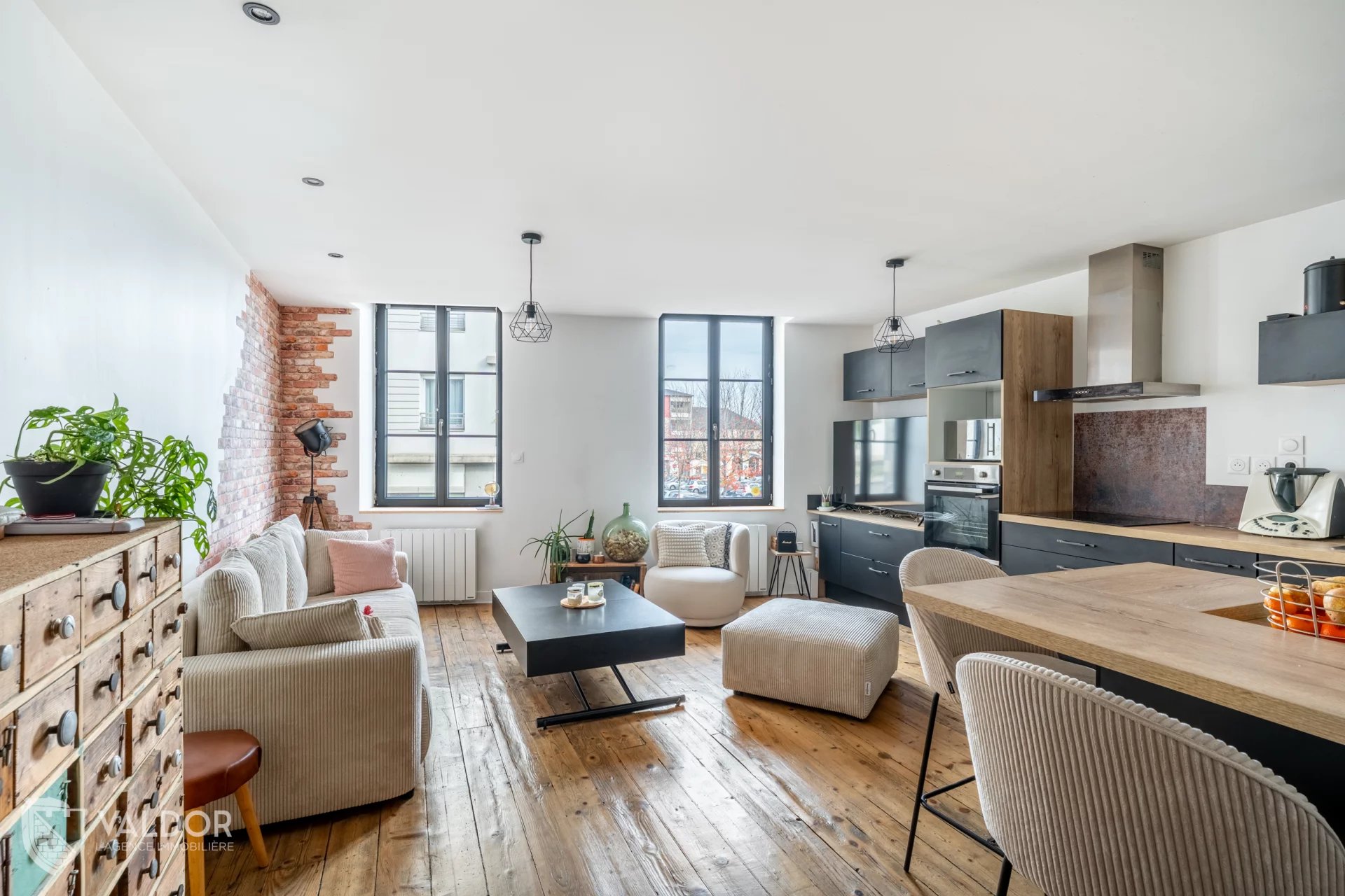 Coup de cœur pour ce T2 rénové en plein centre de Villefranche !