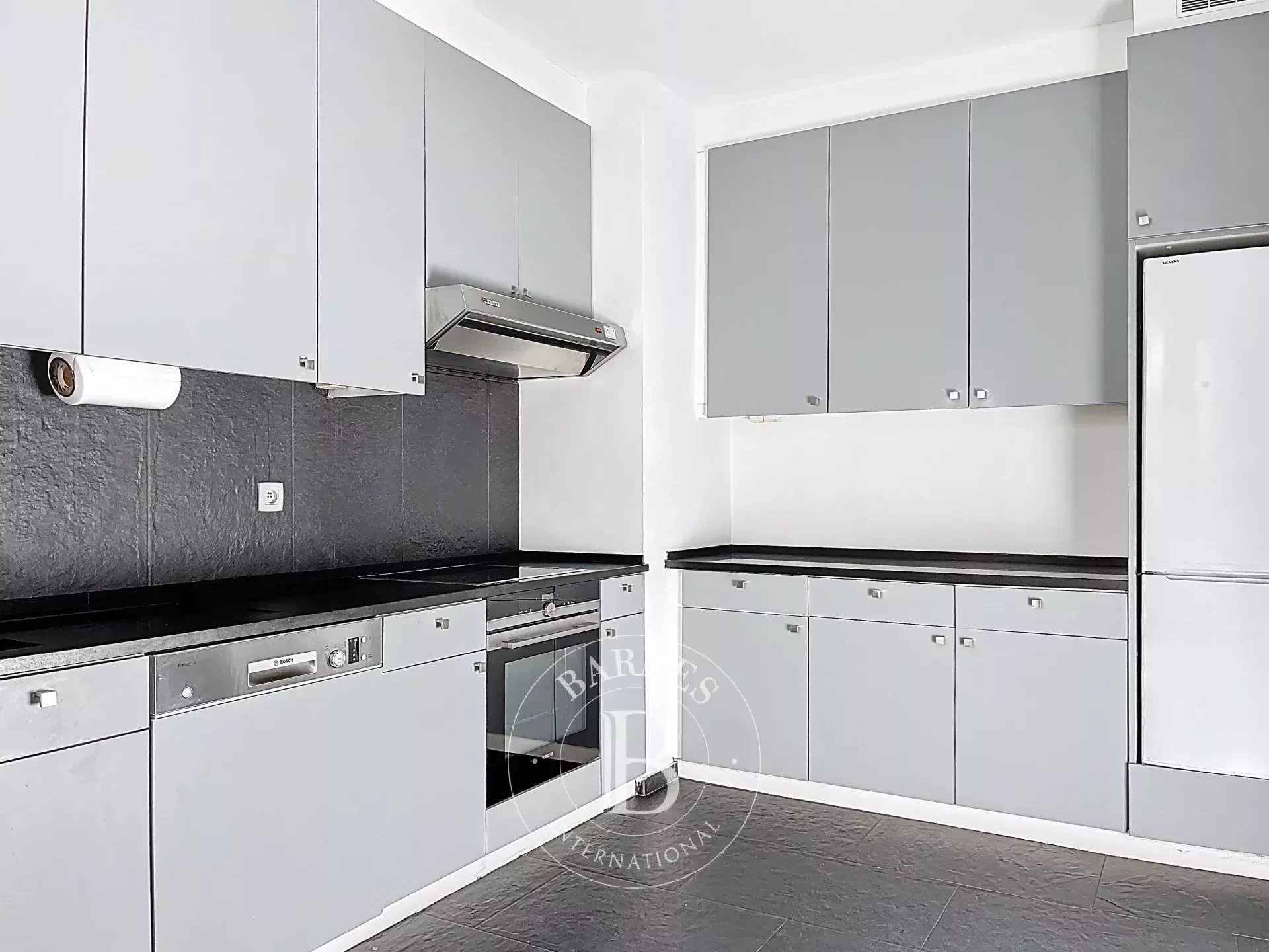 Bois de la Cambre - 4bedroom apartment + terrace + parking lot