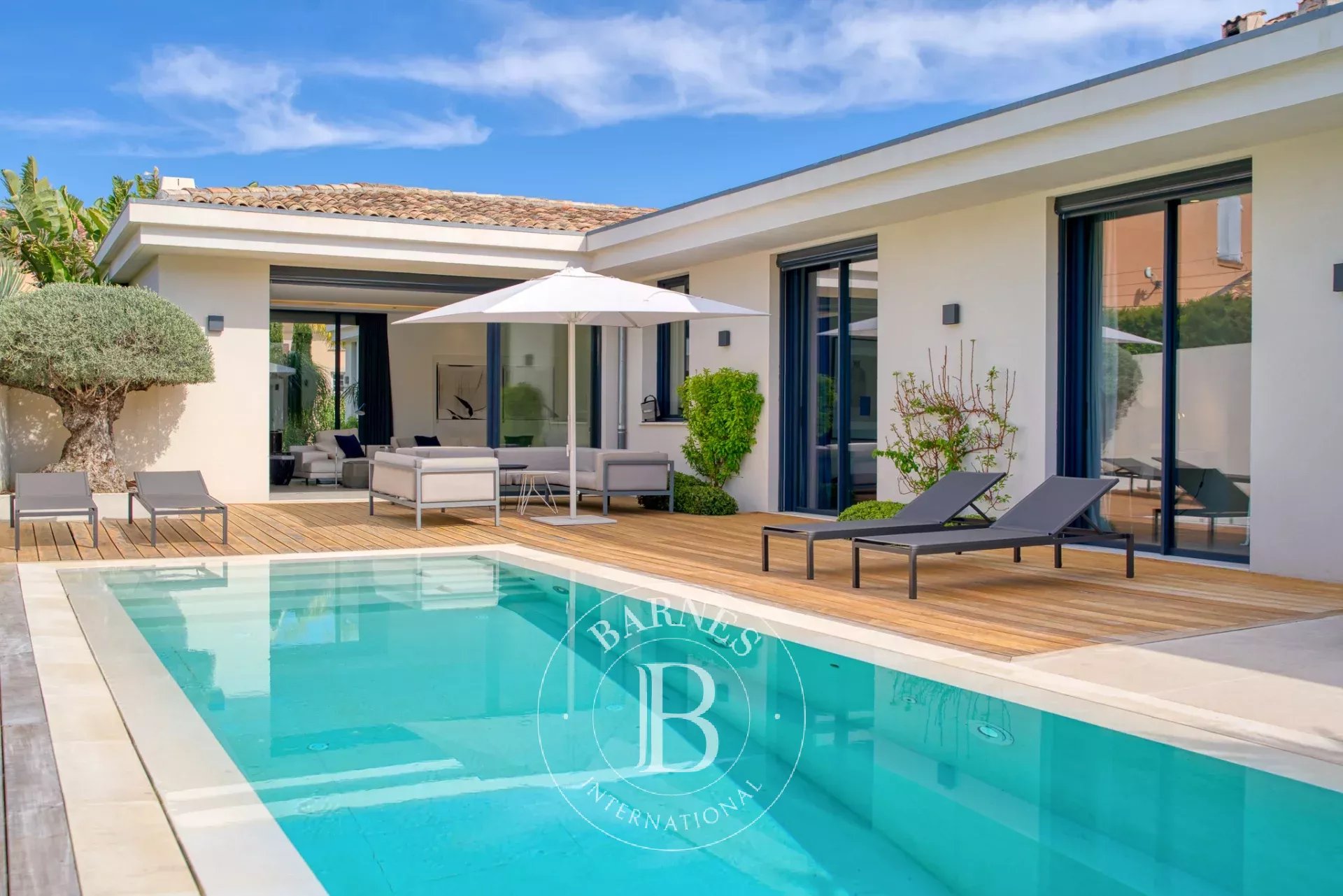 Villa Saint-Tropez  -  ref 6831227 (picture 1)