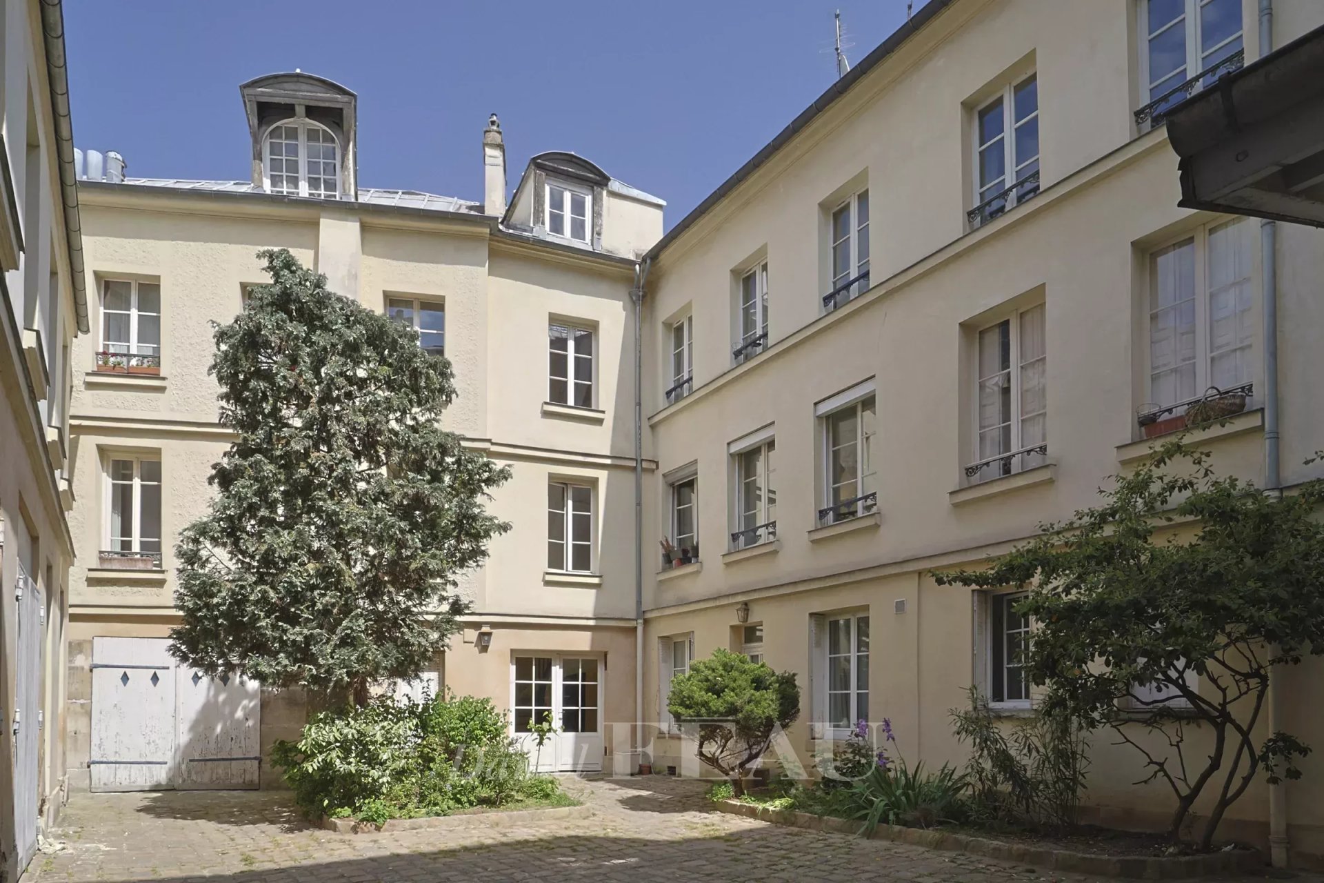 2 Bedroom Apartment/Flat's Image 7