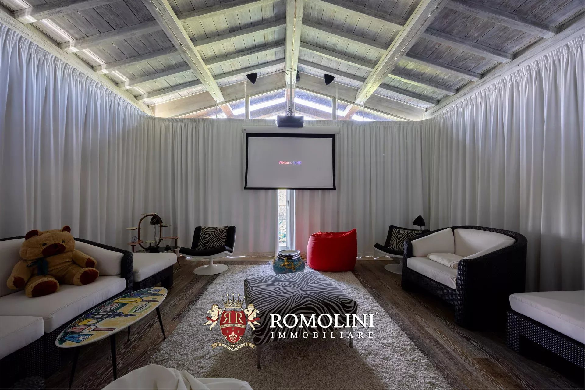 4 Bedroom Villa/Townhouse's Image 104