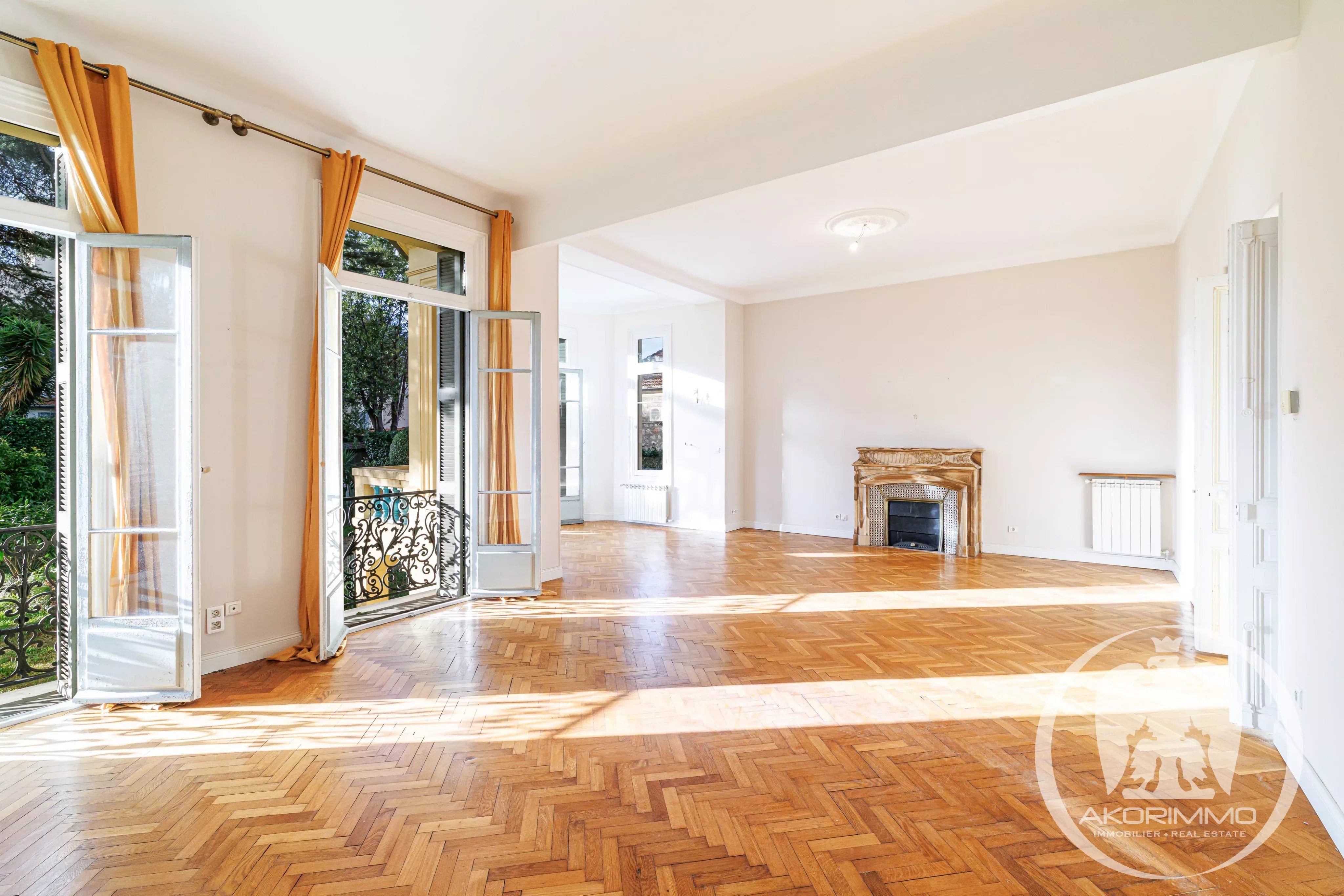 <span class='fw-semibold text-nowrap'>Appartement</span>  - <span class='text-nowrap'>6 kamers</span>  - <span class='text-nowrap'>154.28 m²</span> - <span class='text-nowrap'> &l