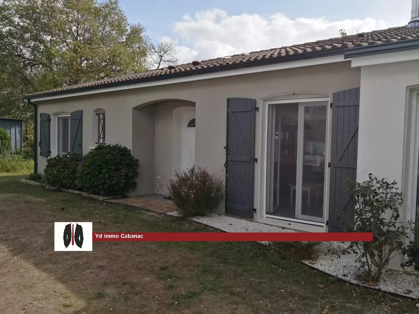 Maison 4 chambres garage et carport