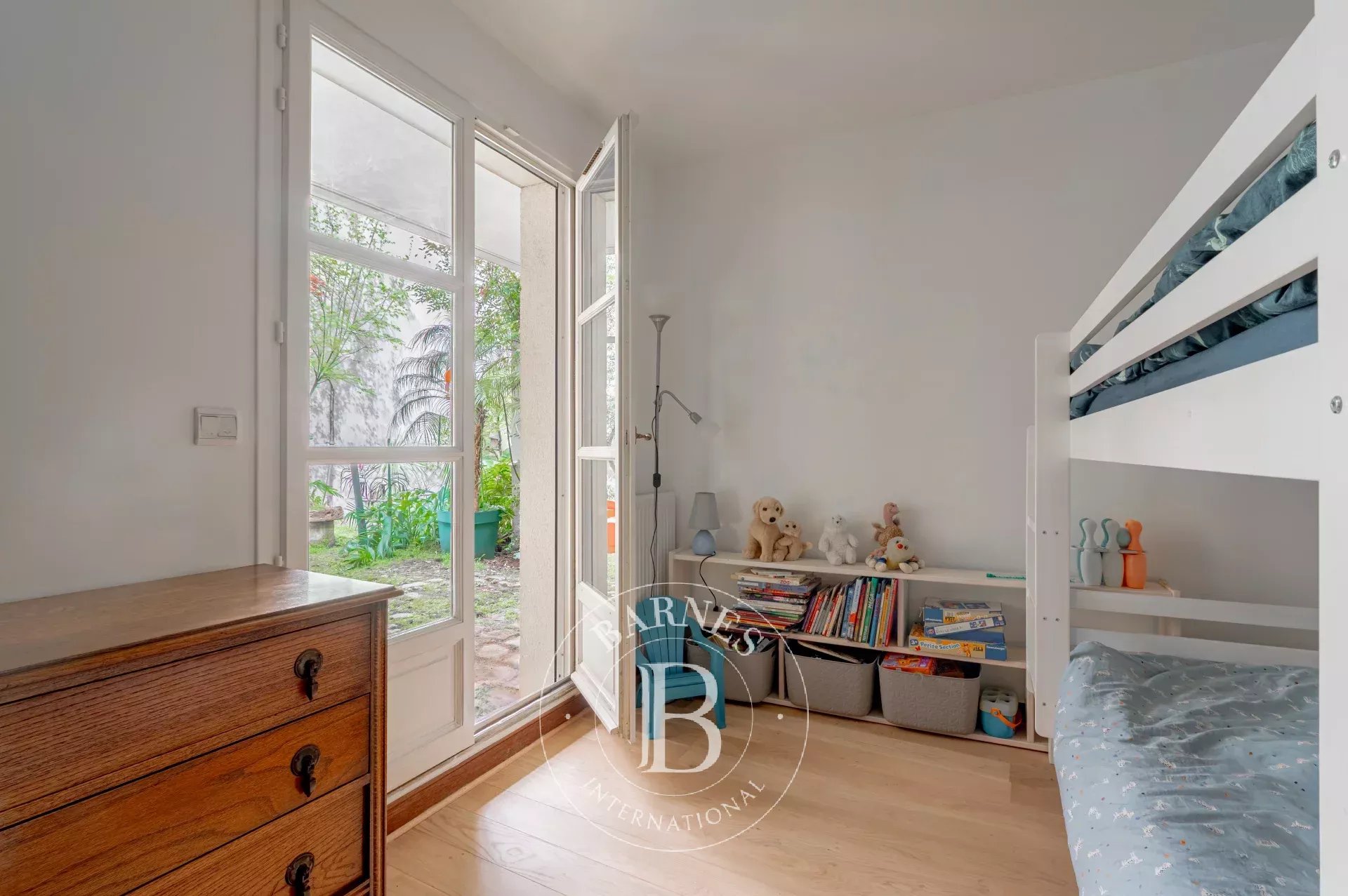 Paris  - Apartment 3 Bedrooms - picture 10