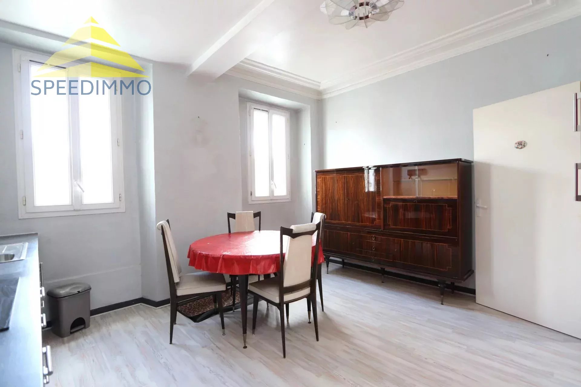 Venda Apartamento - Mandres-les-Roses