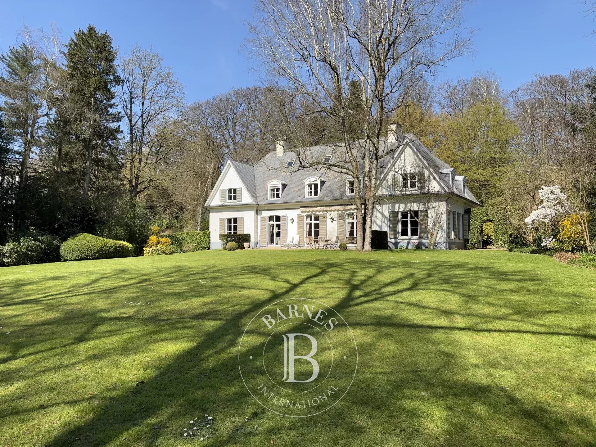 Woluwe-Saint-Pierre - 6 bedrooms villa on 40 ares