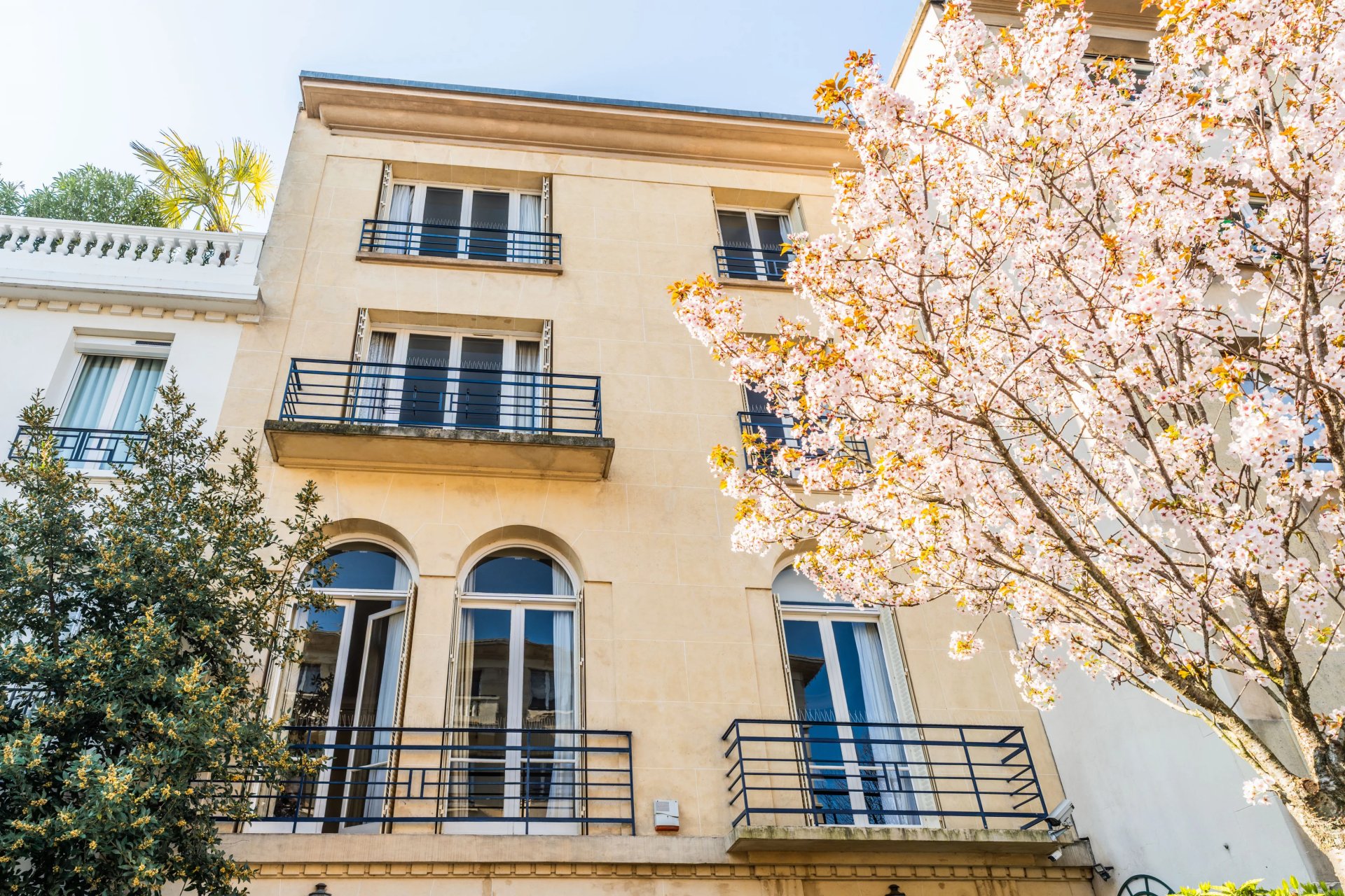 6 Bedroom Villa/Townhouse's Image 22