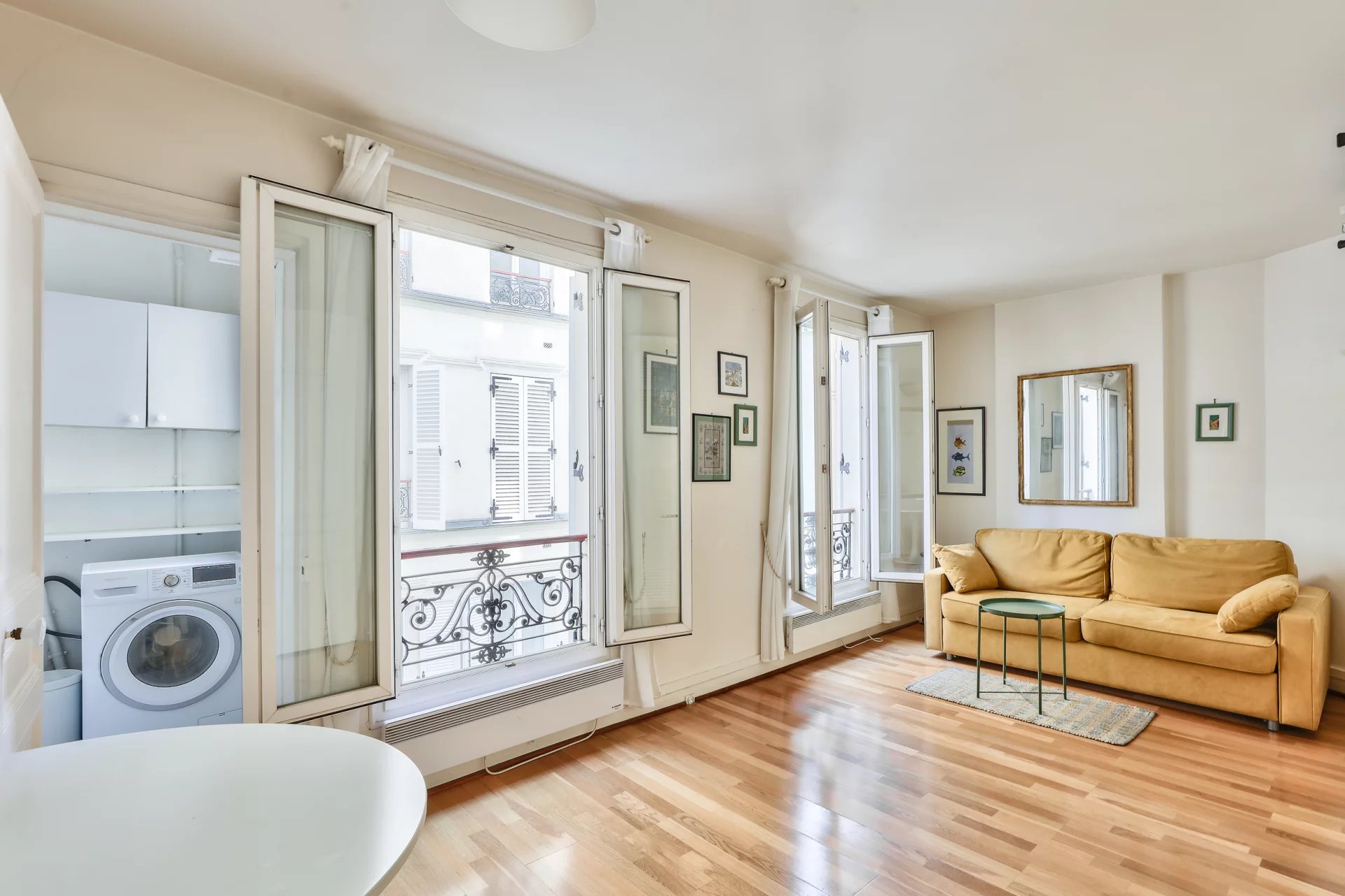 Studio lumineux et au calme