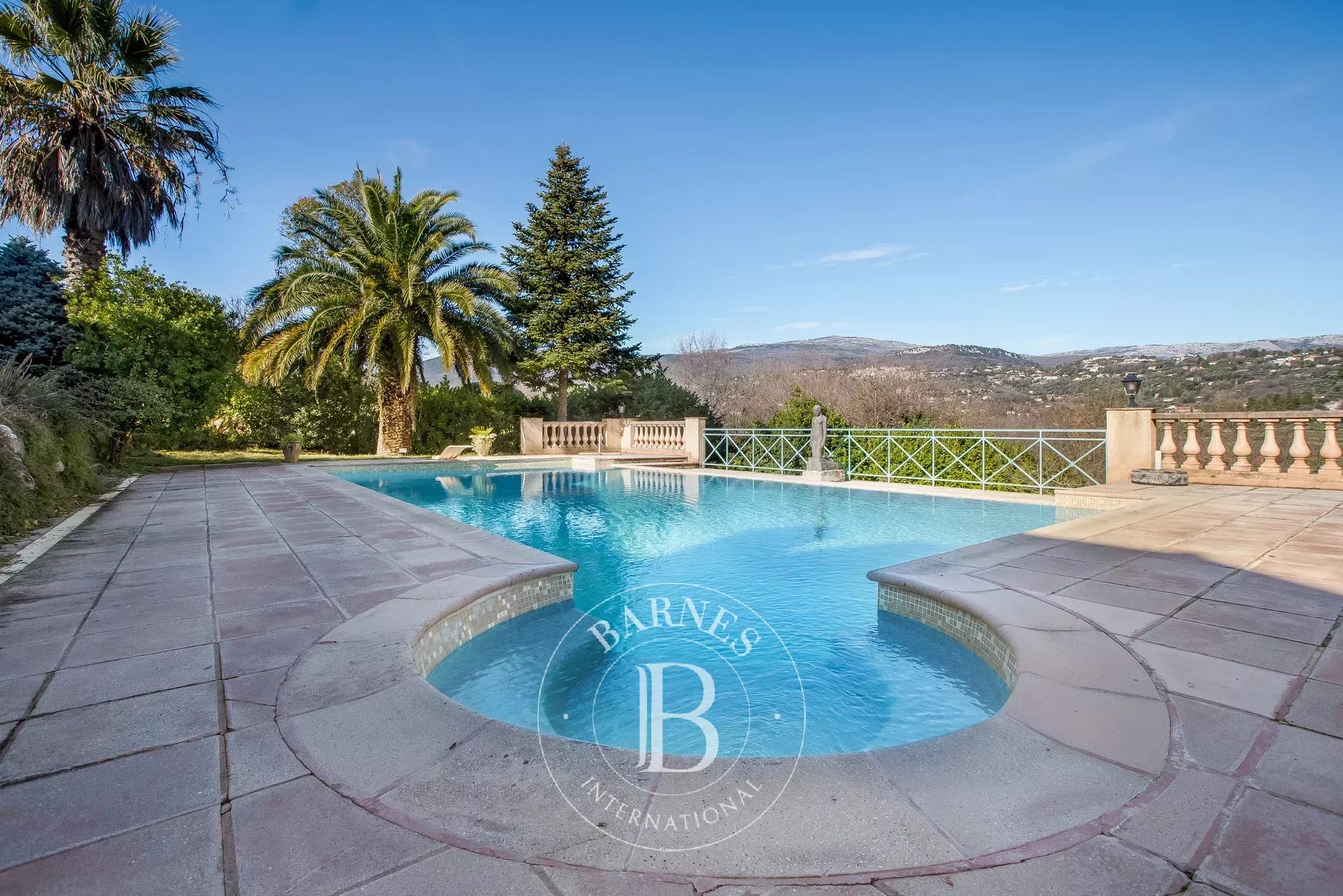 Villa Valbonne - picture 12