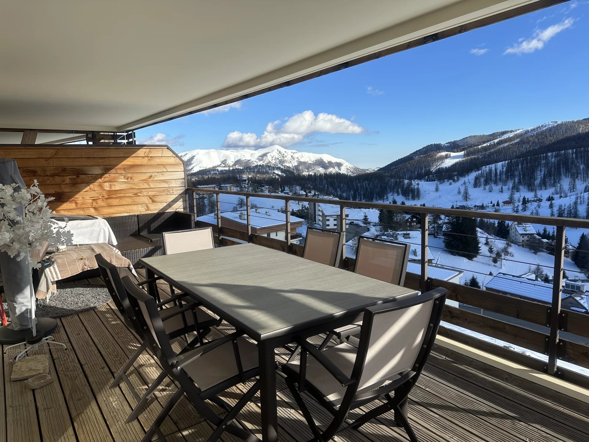 Agence immobilière de 