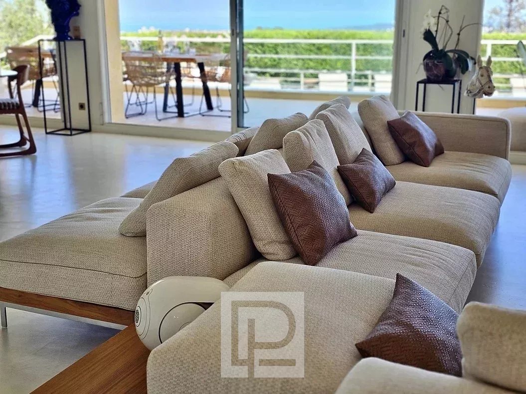 HEIGHTS OF GOLFE JUAN - SEA VIEW