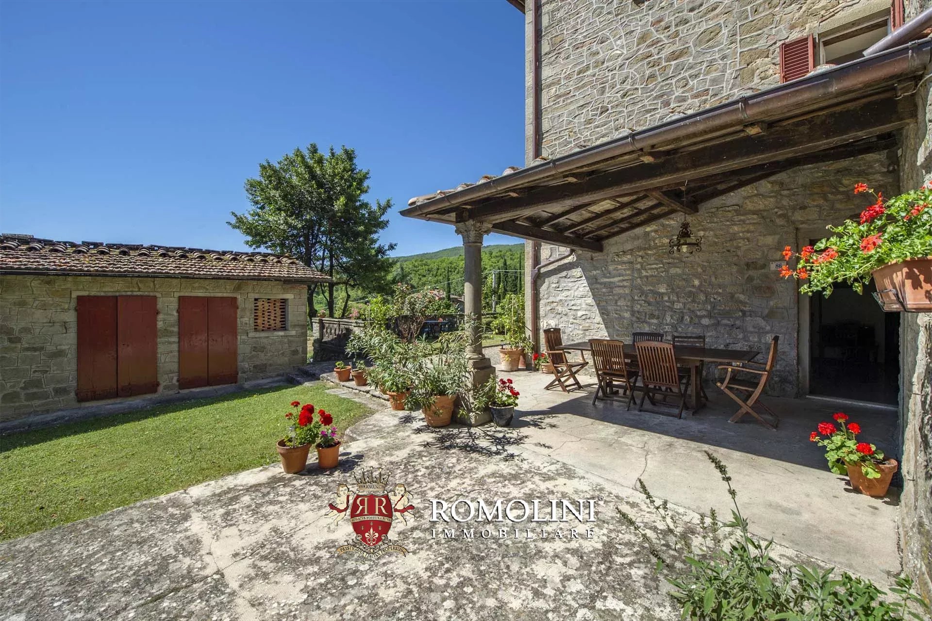 10 Bedroom Villa/Townhouse's Image 15
