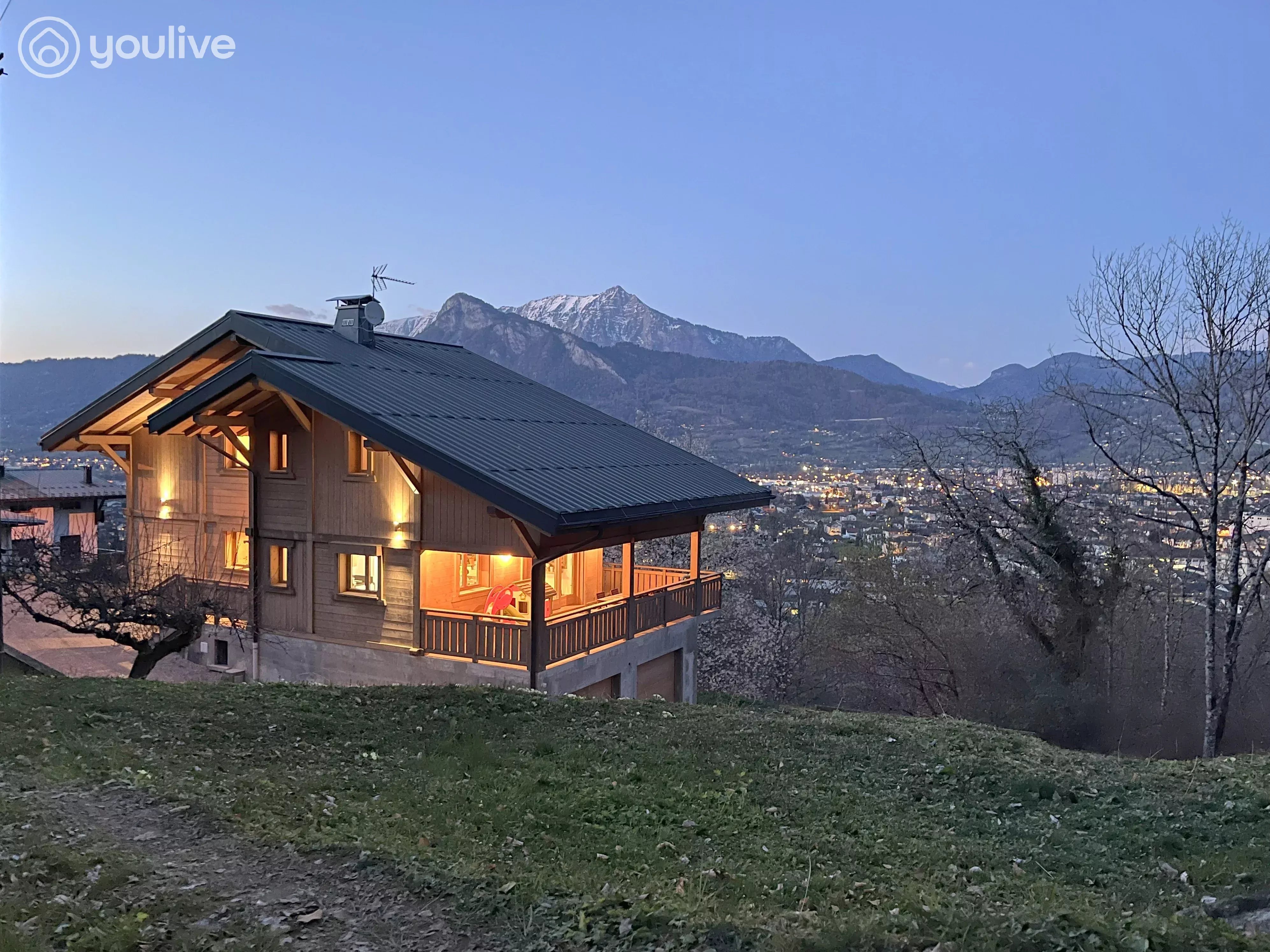 Superbe chalet contemporain de 300m2