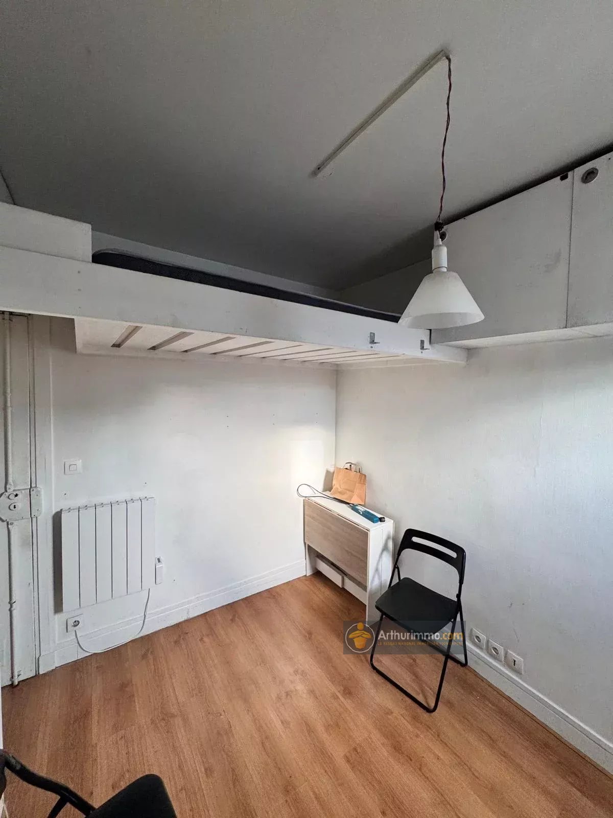 Lot de deux chambres de bonne - Photo 2