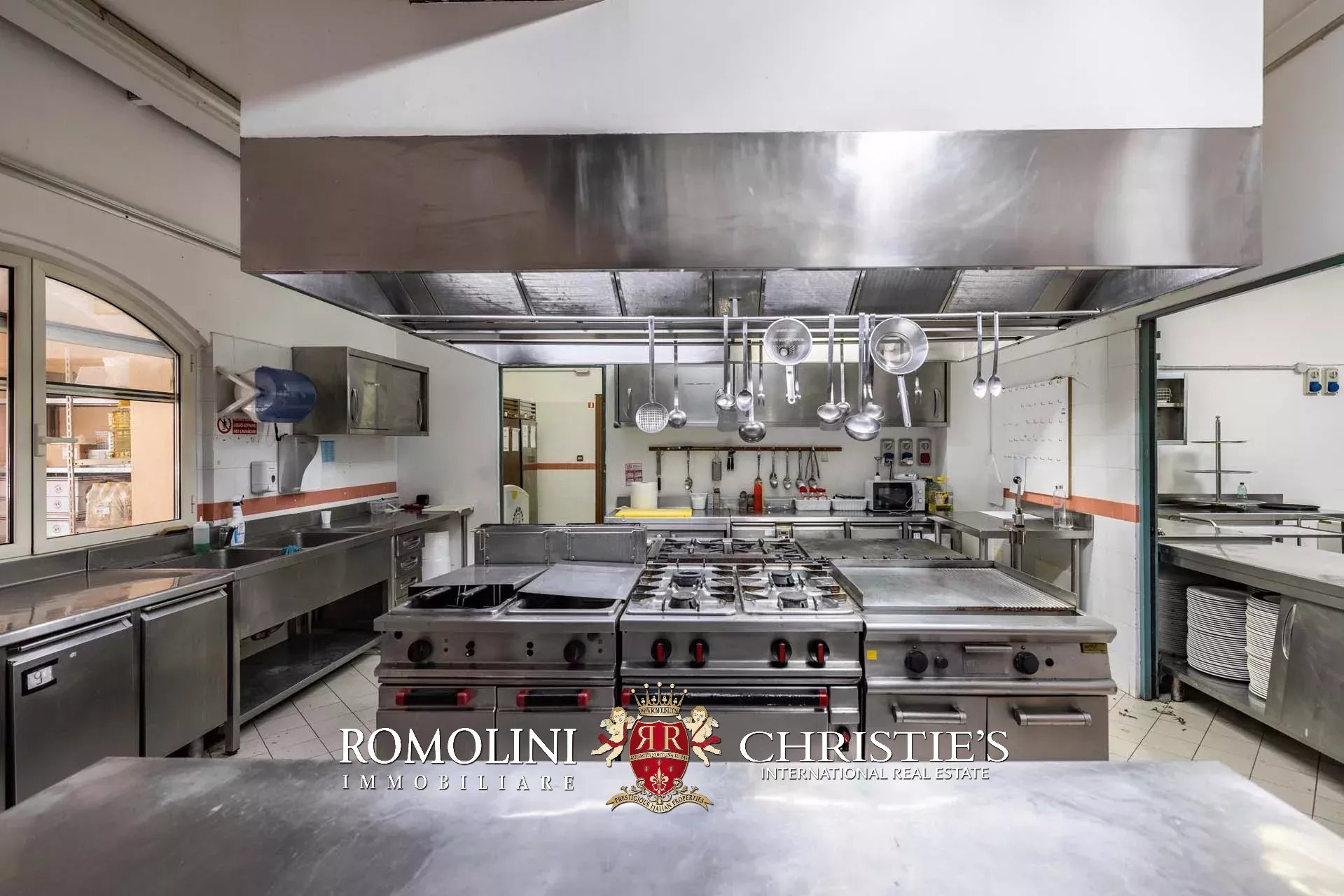 108 Bedroom Villa/Townhouse's Image 89